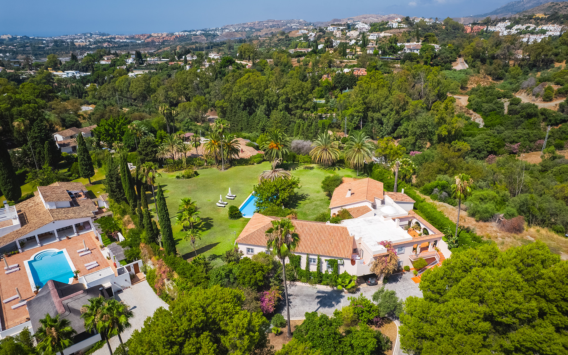  Image of Villa - 4 Bedrooms - 4 Bathrooms for sale in Malaga-Benahavis-Spain, Image 23