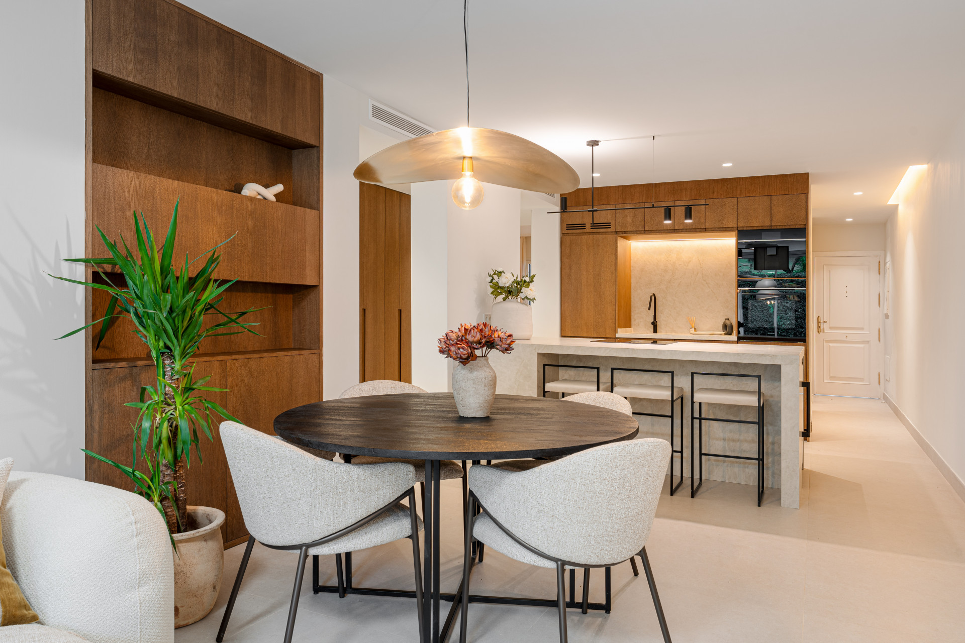  Image of Ground Floor Apartment - 3 Bedrooms - 2 Bathrooms for sale in Malaga-Benahavis-Spain, Image 7