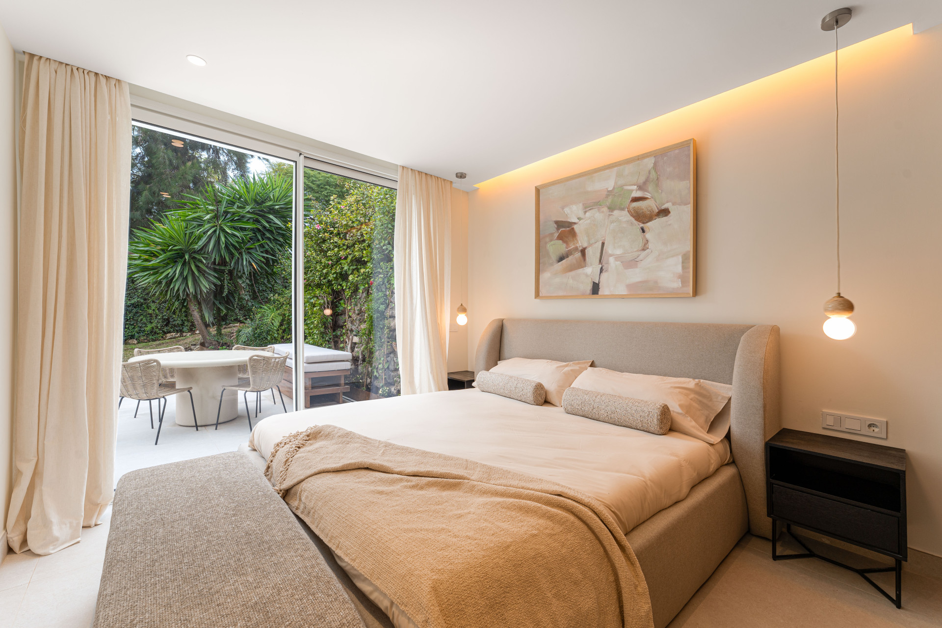  Image of Ground Floor Apartment - 3 Bedrooms - 2 Bathrooms for sale in Malaga-Benahavis-Spain, Image 9