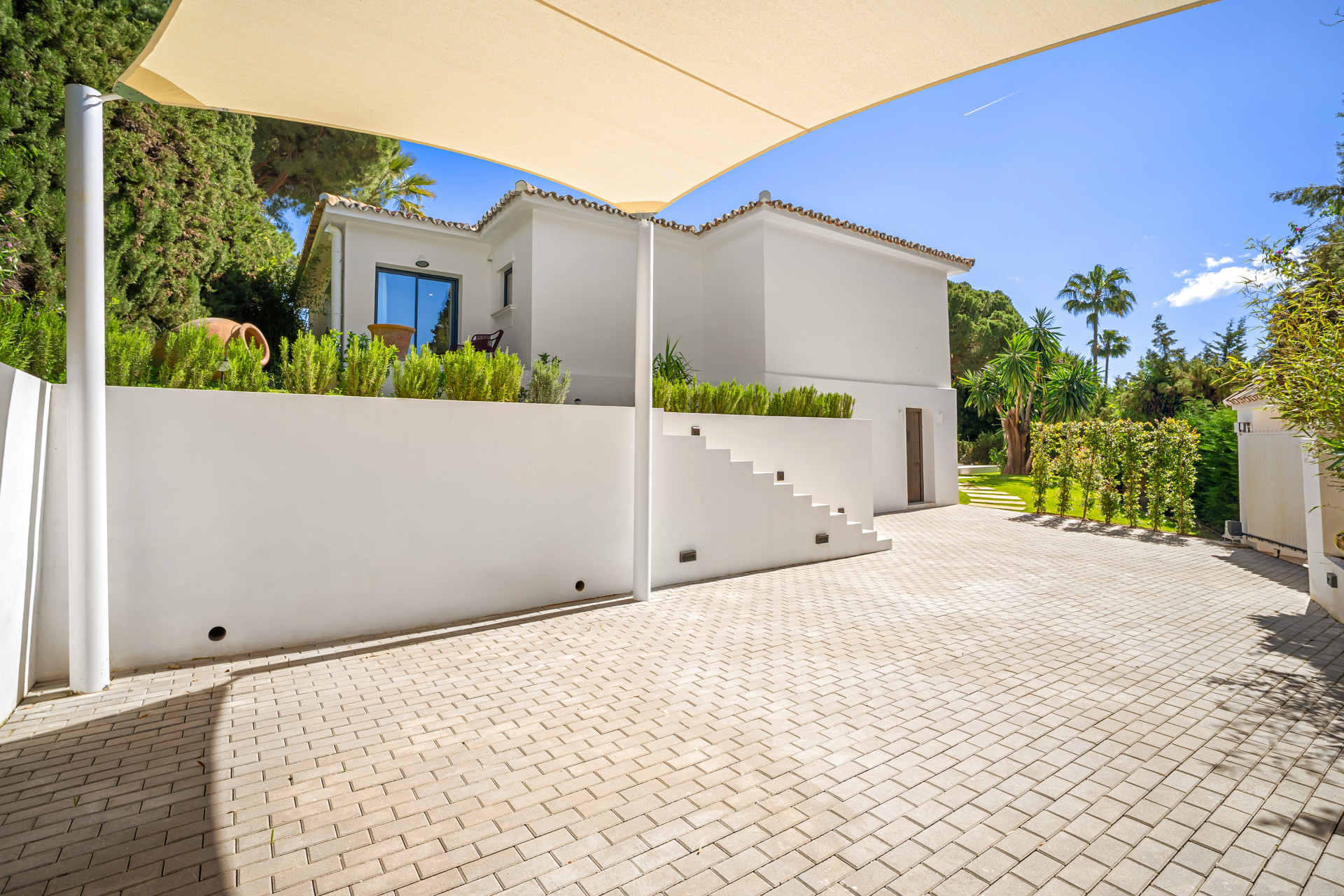 Image of Villa - 4 Bedrooms - 4 Bathrooms for sale in Malaga-Marbella-Spain, Image 35