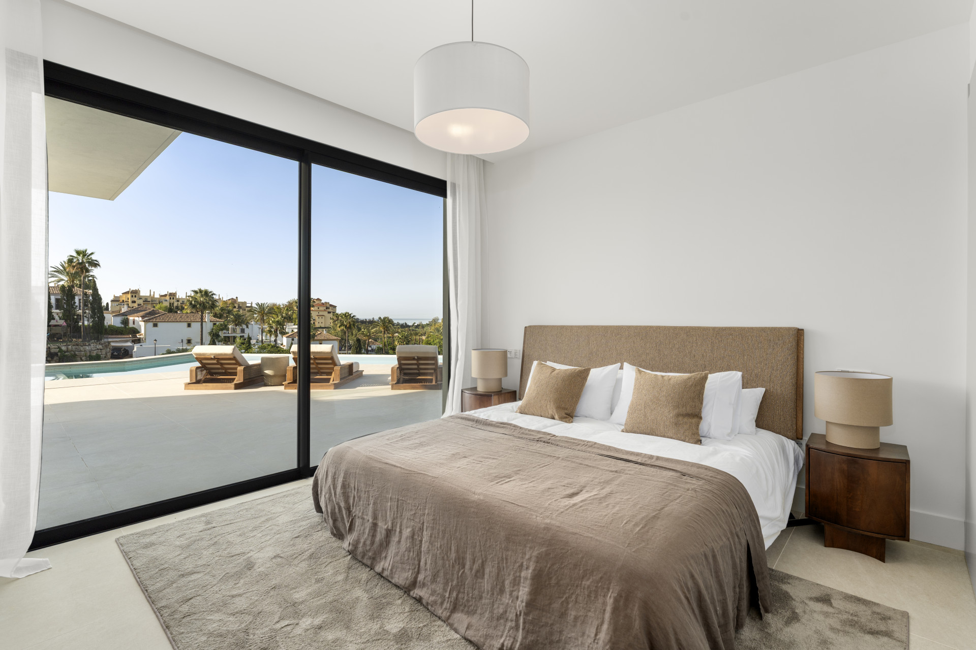  Image of Villa - 4 Bedrooms - 4 Bathrooms for sale in Malaga-Estepona-Spain, Image 20