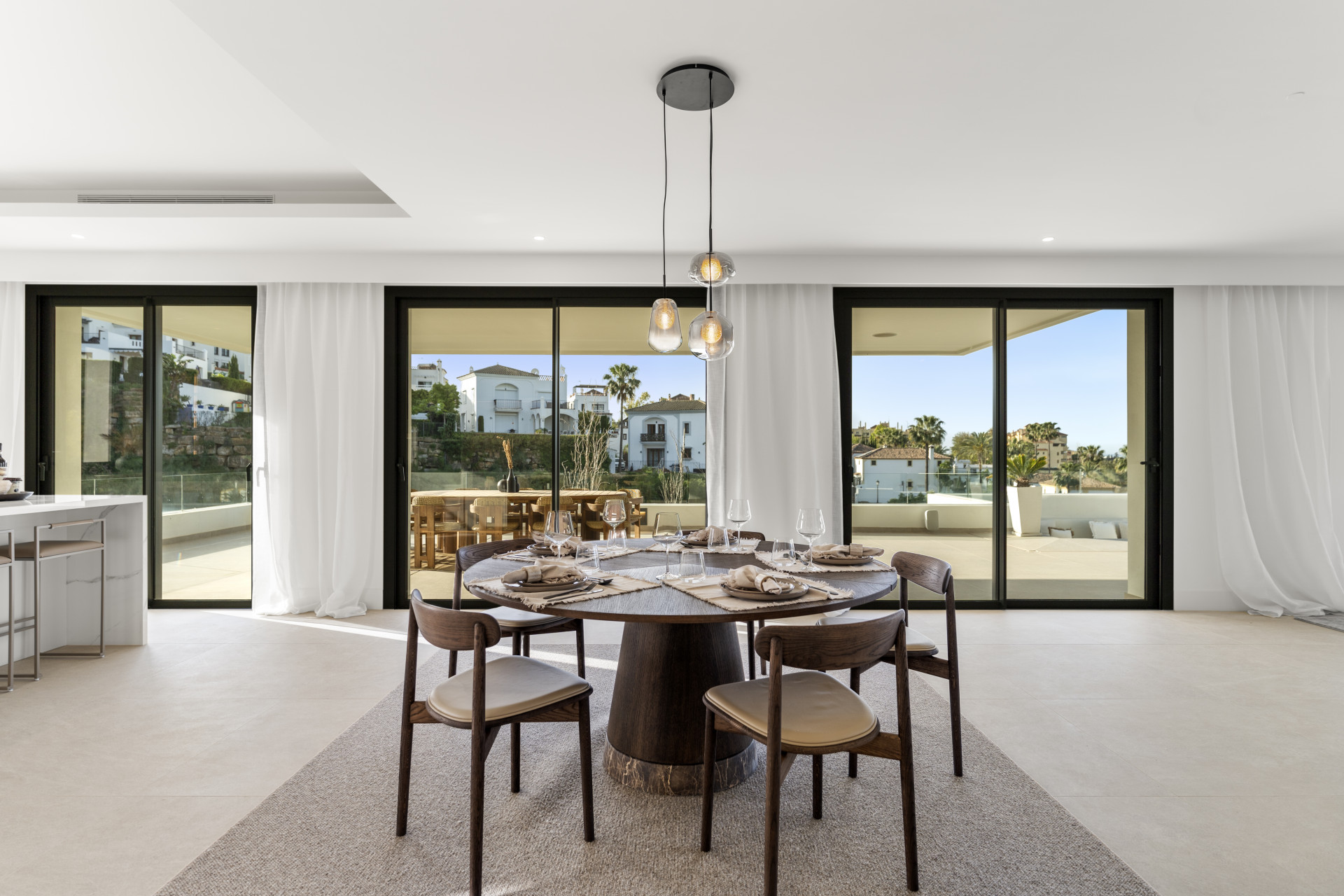  Image of Villa - 4 Bedrooms - 4 Bathrooms for sale in Malaga-Estepona-Spain, Image 8