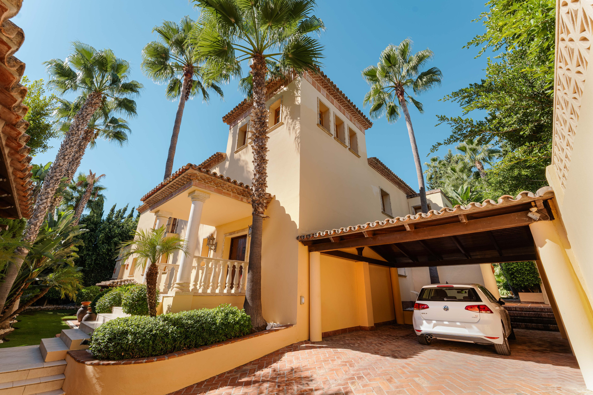  Image of Villa - 5 Bedrooms - 4 Bathrooms for sale in Malaga-Marbella-Spain, Image 34
