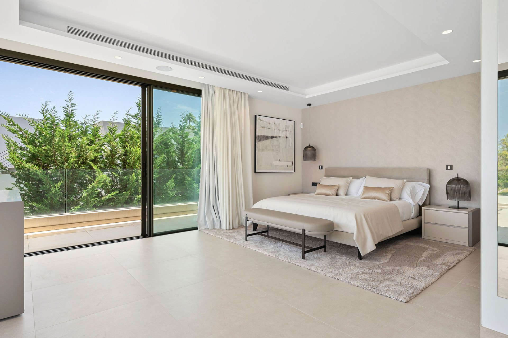  Image of Villa - 4 Bedrooms - 4 Bathrooms for sale in Malaga-Marbella-Spain, Image 17