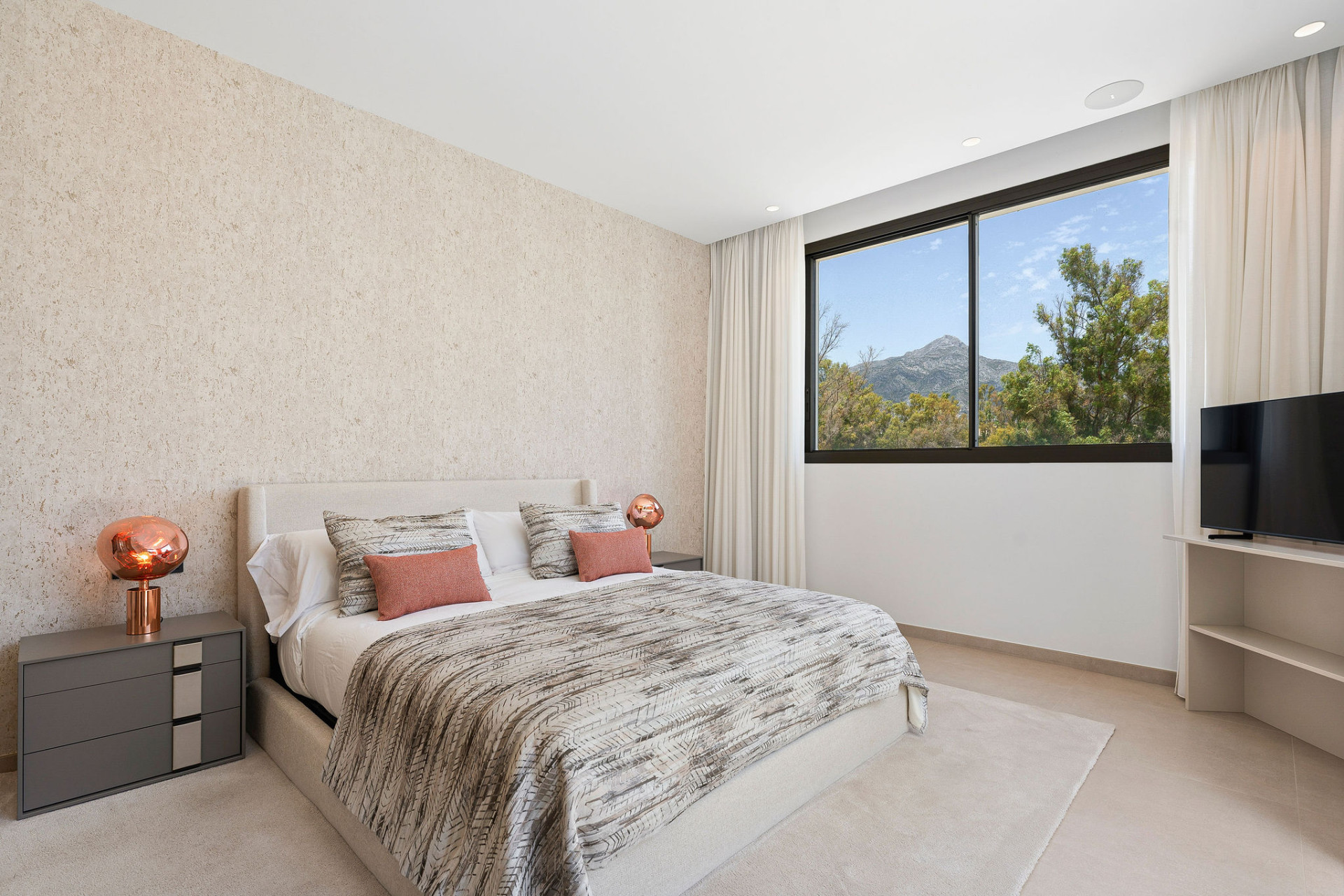  Image of Villa - 4 Bedrooms - 4 Bathrooms for sale in Malaga-Marbella-Spain, Image 13