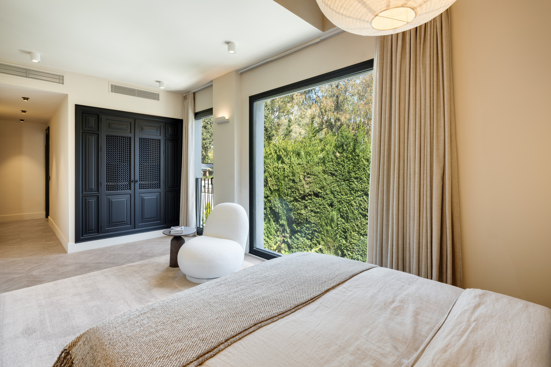  Image of Villa - 5 Bedrooms - 5 Bathrooms for sale in Malaga-Marbella-Spain, Image 22