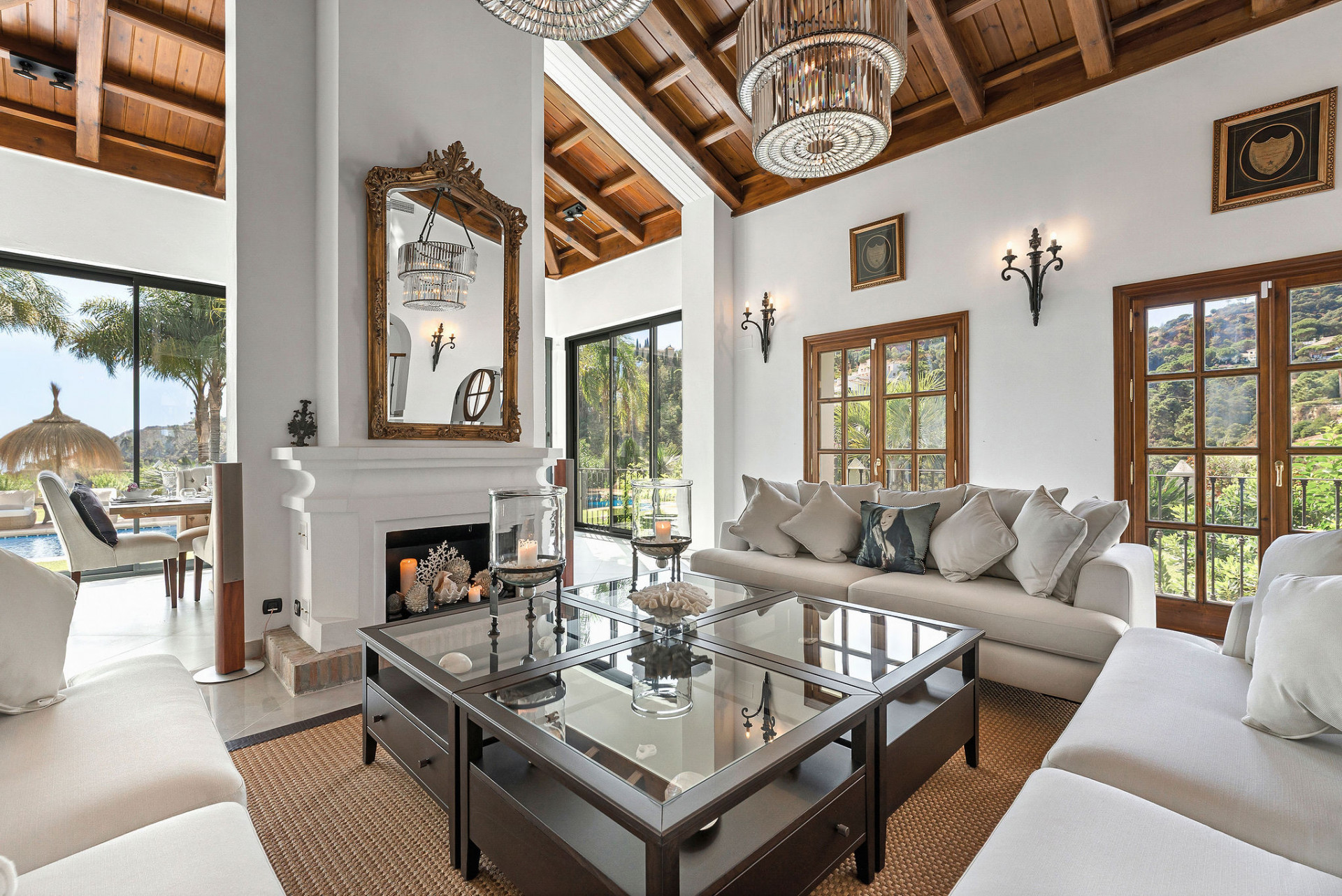 Image of Villa - 4 Bedrooms - 4 Bathrooms for Sale in Malaga-Benahavis-Spain, Image 2