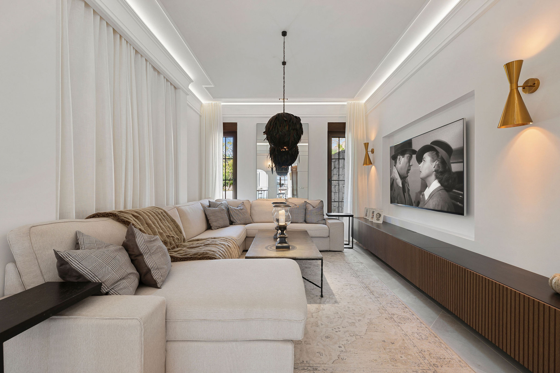  Image of Villa - 4 Bedrooms - 4 Bathrooms for sale in Malaga-Benahavis-Spain, Image 10