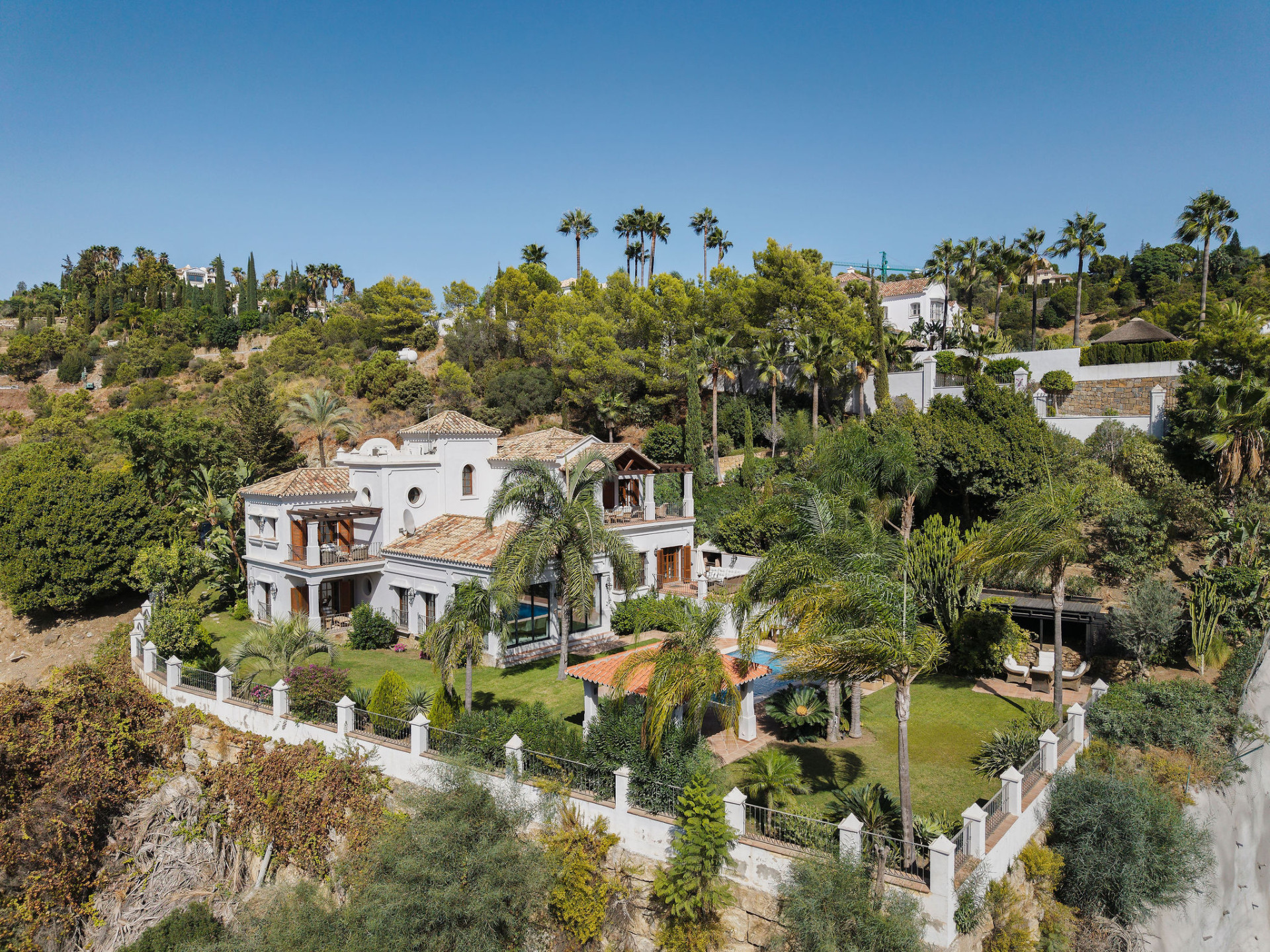  Image of Villa - 4 Bedrooms - 4 Bathrooms for sale in Malaga-Benahavis-Spain, Image 40