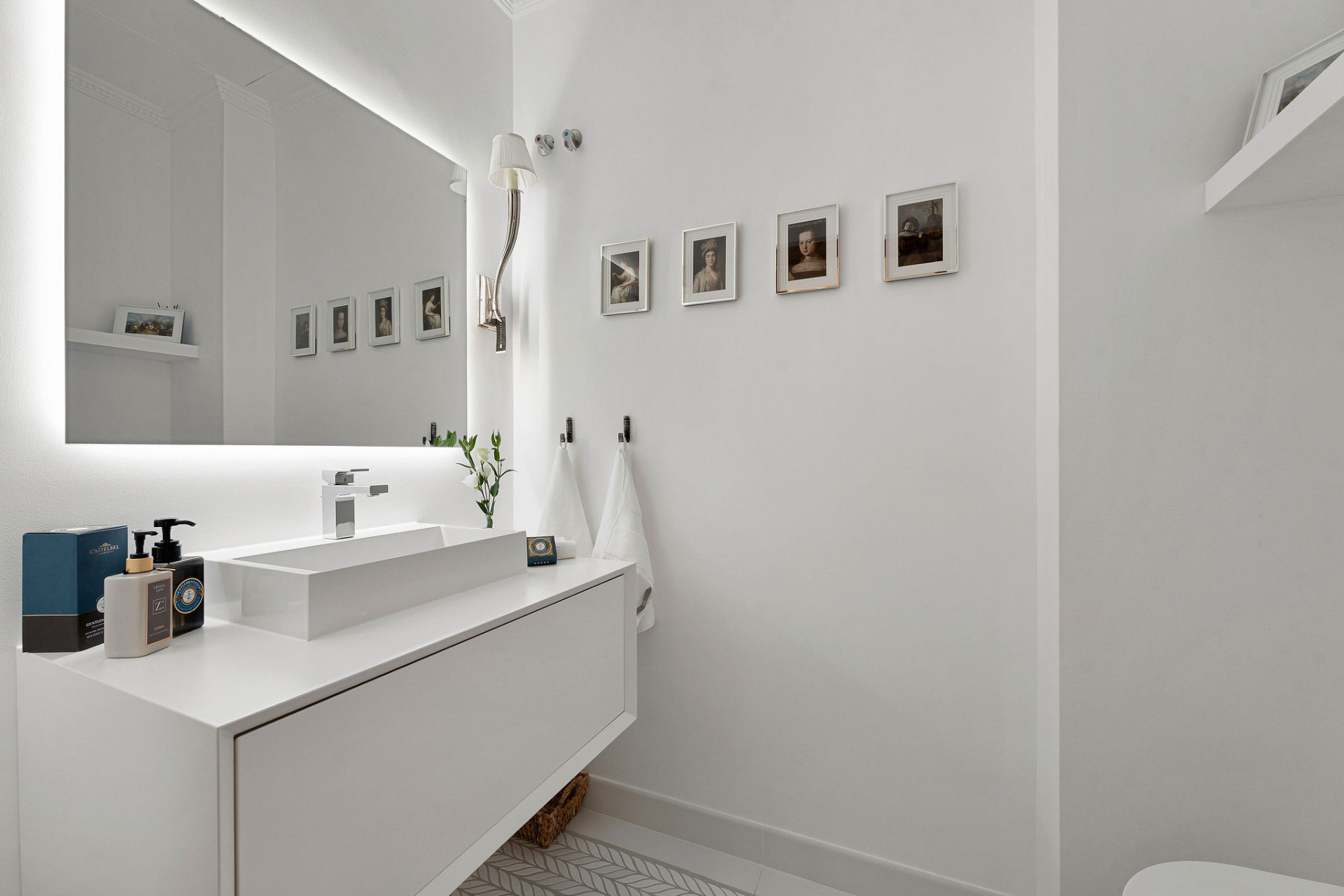  Image of Villa - 4 Bedrooms - 4 Bathrooms for sale in Malaga-Benahavis-Spain, Image 25