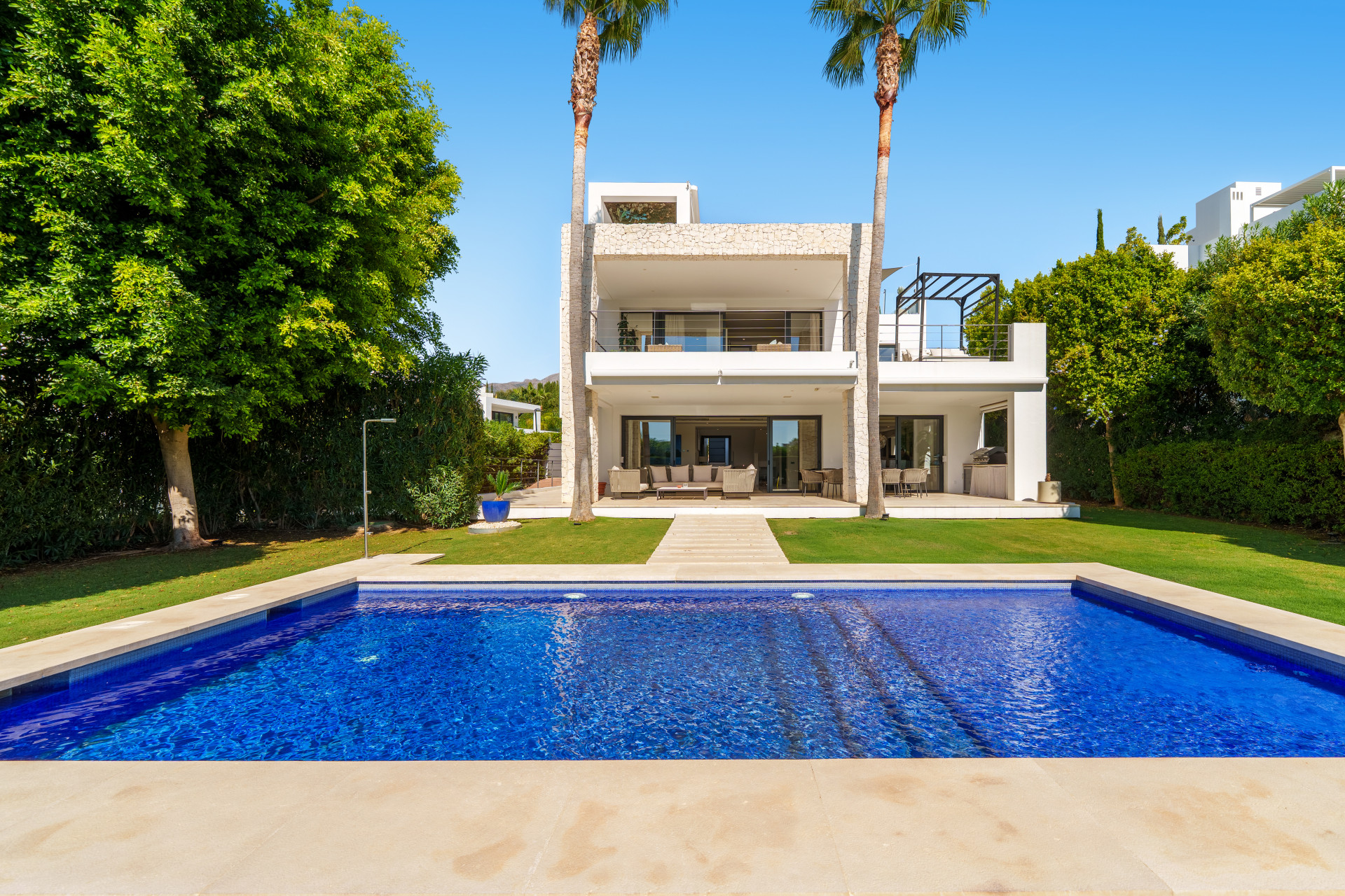 Image of Villa - 6 Bedrooms - 6 Bathrooms for Sale in Malaga-Marbella-Spain, Image 4