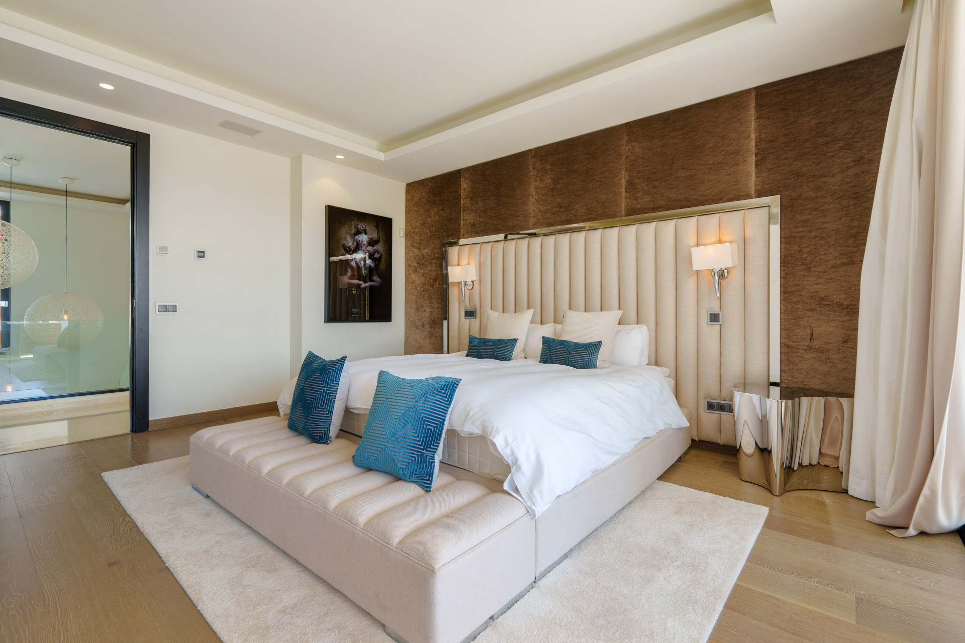  Image of Villa - 6 Bedrooms - 6 Bathrooms for sale in Malaga-Marbella-Spain, Image 19