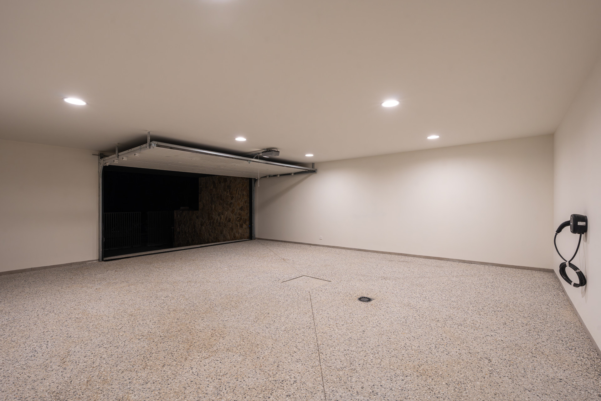  Image of Villa - 4 Bedrooms - 6 Bathrooms for sale in Malaga-Marbella-Spain, Image 30