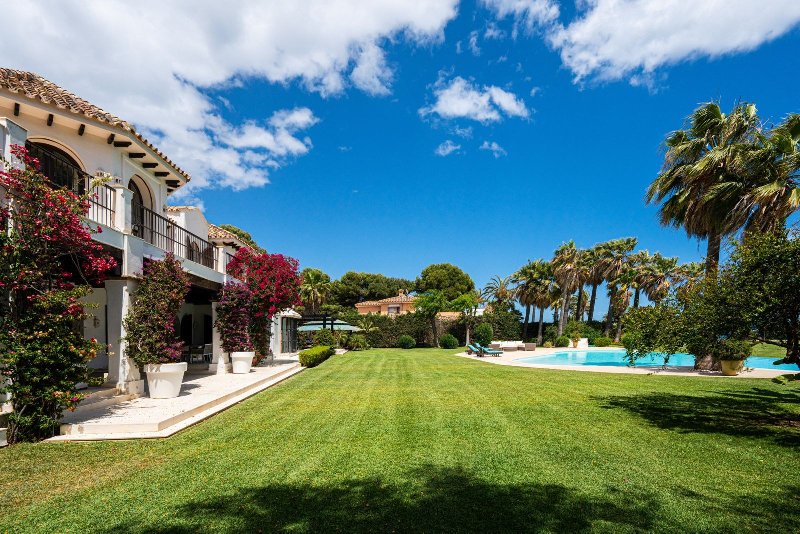  Image of Villa - 9 Bedrooms - 8 Bathrooms for sale in Malaga-Estepona-Spain, Image 6