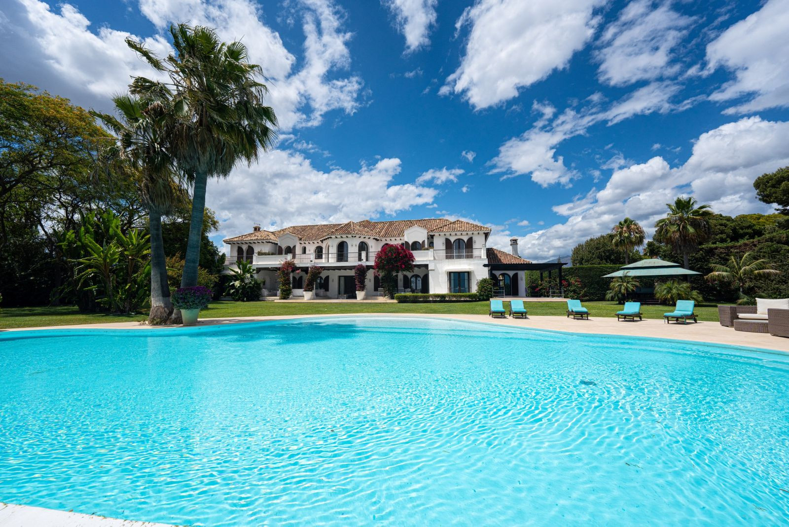  Image of Villa - 9 Bedrooms - 8 Bathrooms for sale in Malaga-Estepona-Spain, Image 36