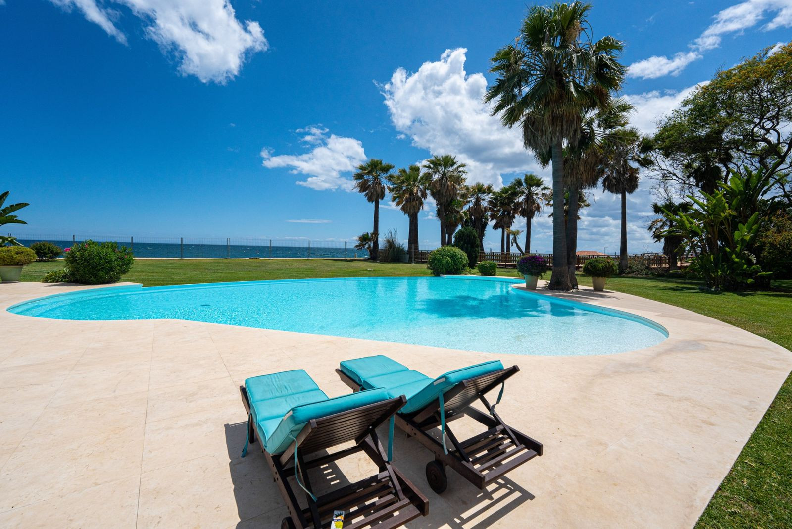  Image of Villa - 9 Bedrooms - 8 Bathrooms for sale in Malaga-Estepona-Spain, Image 38