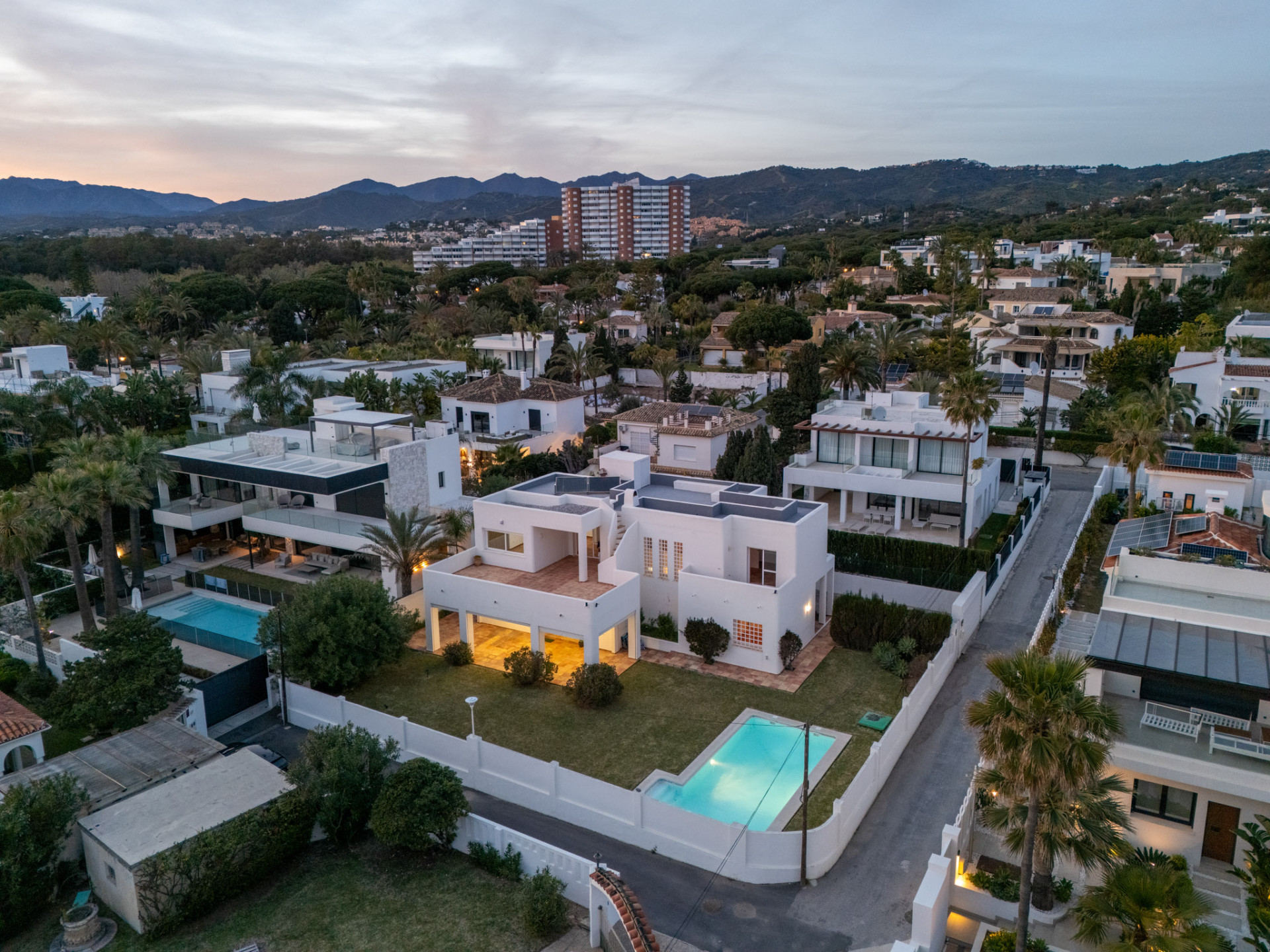  Image of Villa - 5 Bedrooms - 5 Bathrooms for sale in Malaga-Marbella-Spain, Image 17