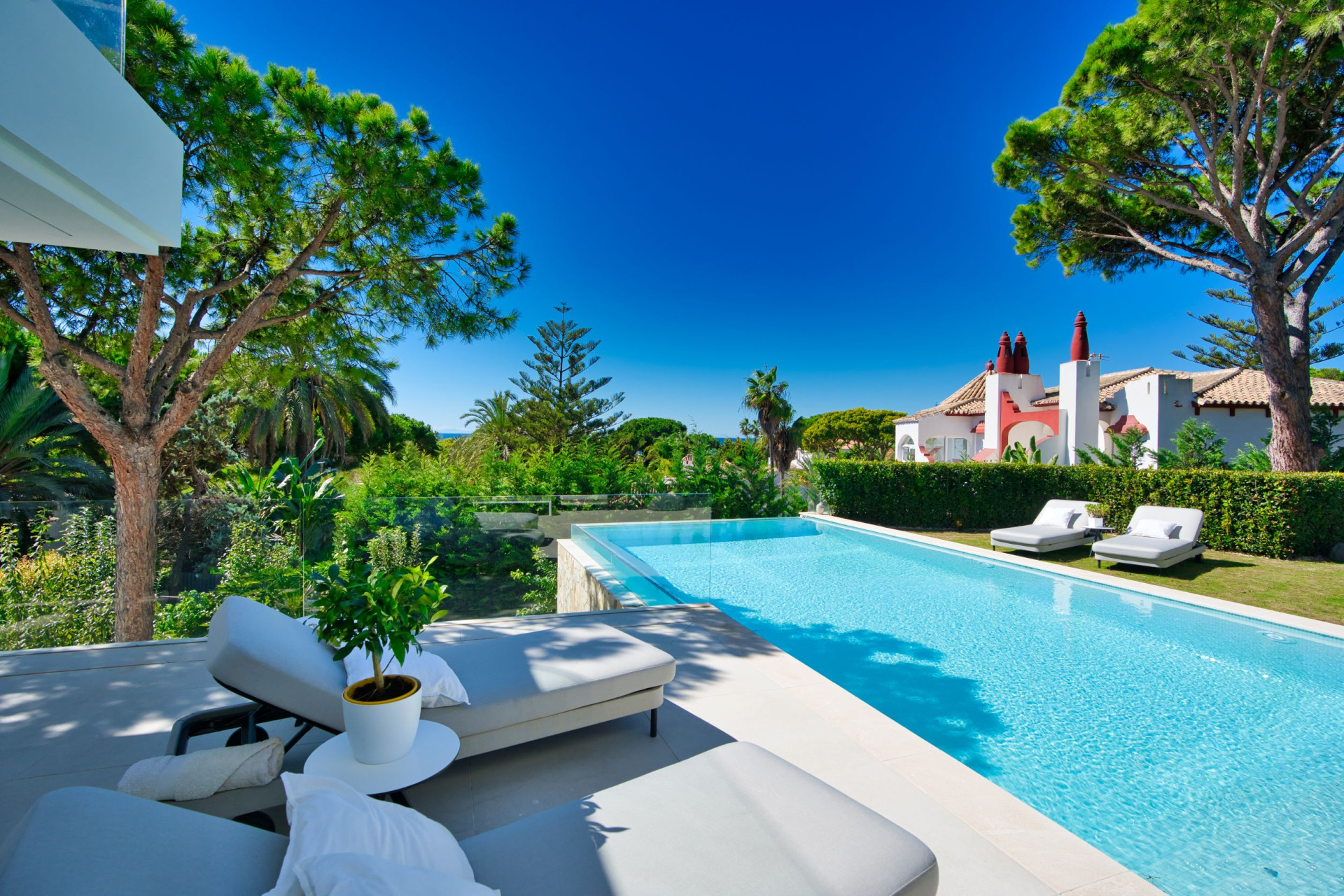 Image of Villa - 6 Bedrooms - 7 Bathrooms for Sale in Malaga-Marbella-Spain, Image 1