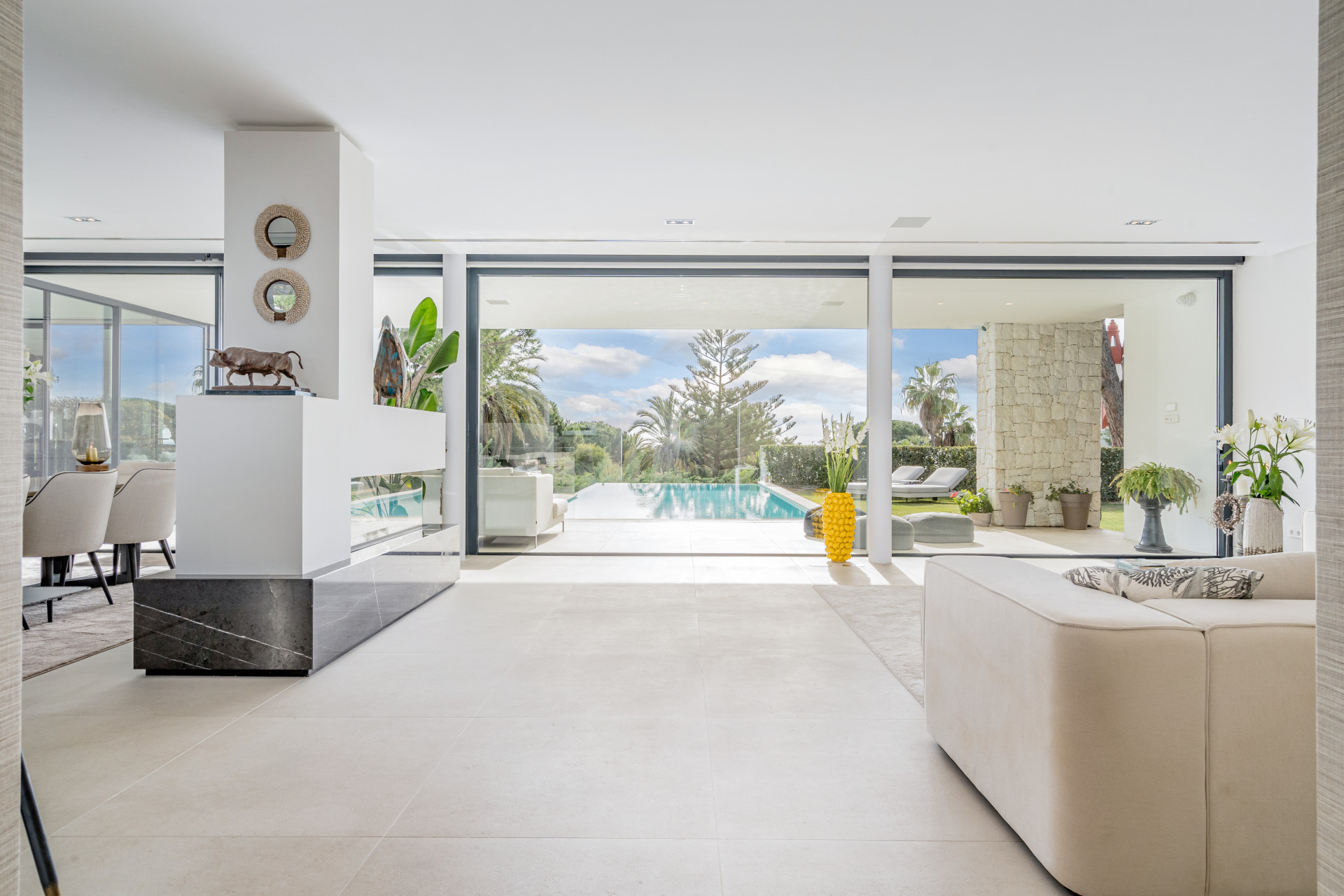  Image of Villa - 6 Bedrooms - 7 Bathrooms for sale in Malaga-Marbella-Spain, Image 9