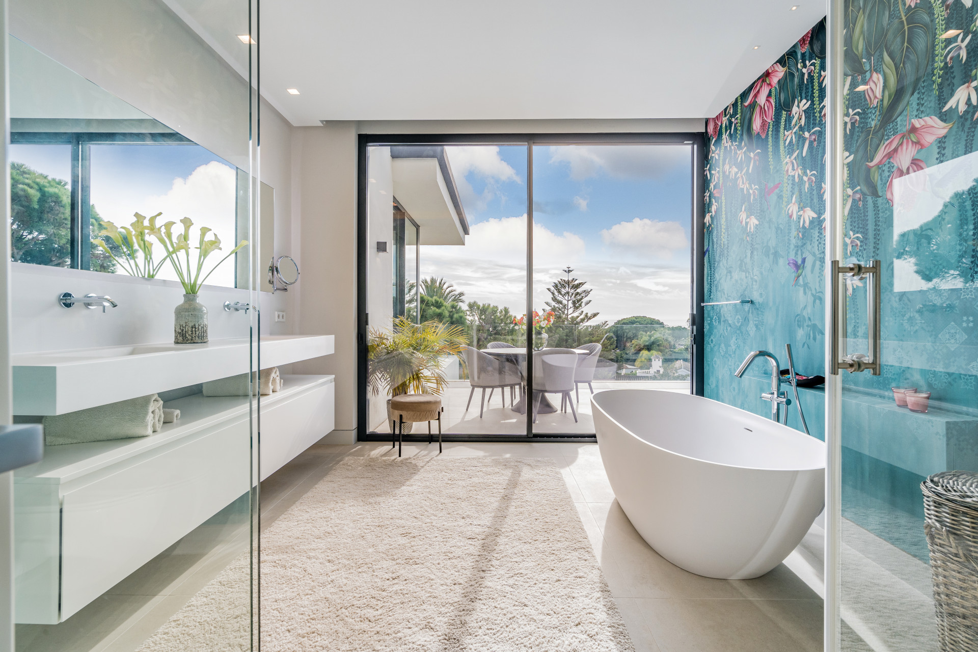  Image of Villa - 6 Bedrooms - 7 Bathrooms for sale in Malaga-Marbella-Spain, Image 7