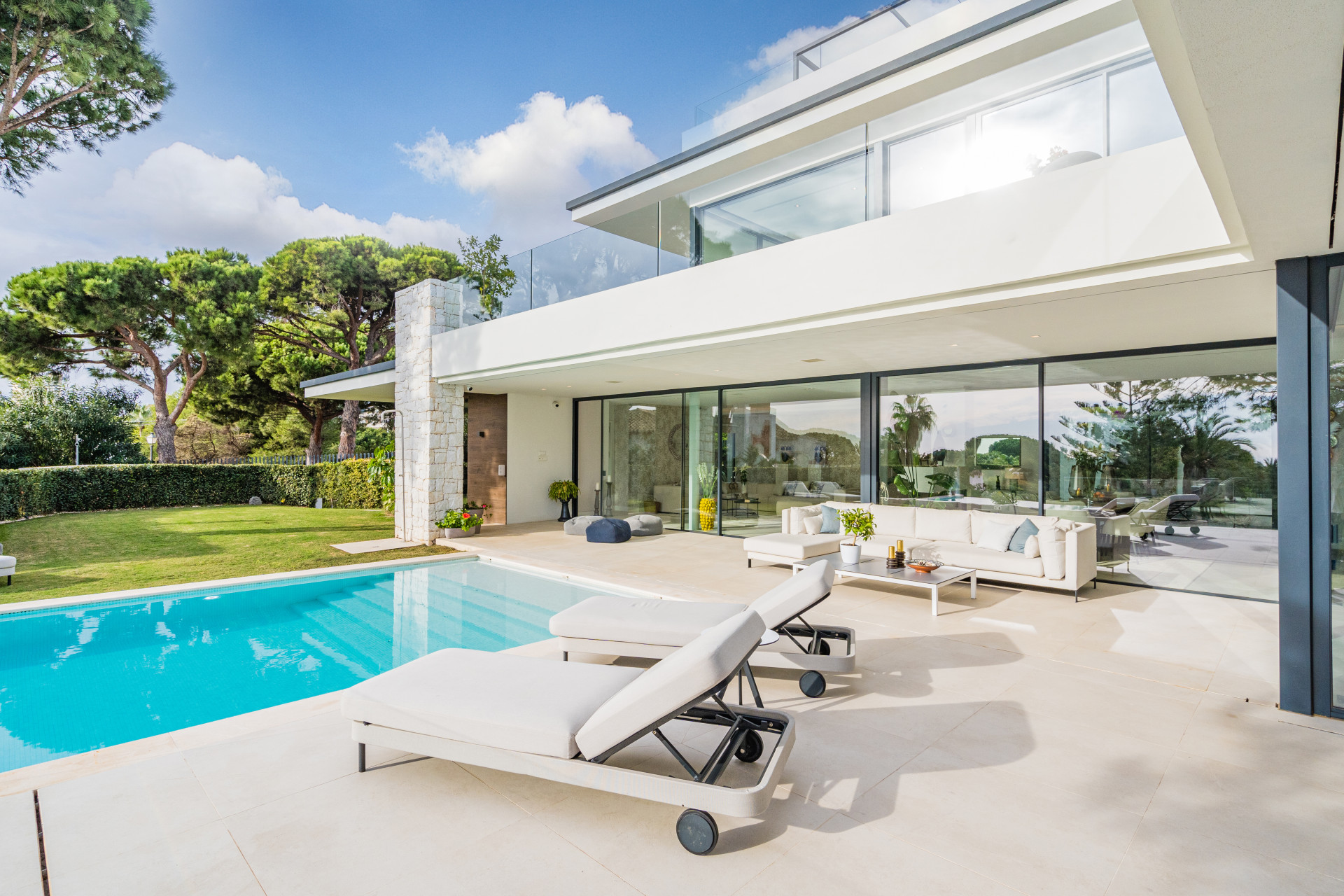 Image of Villa - 6 Bedrooms - 7 Bathrooms for Sale in Malaga-Marbella-Spain, Image 4