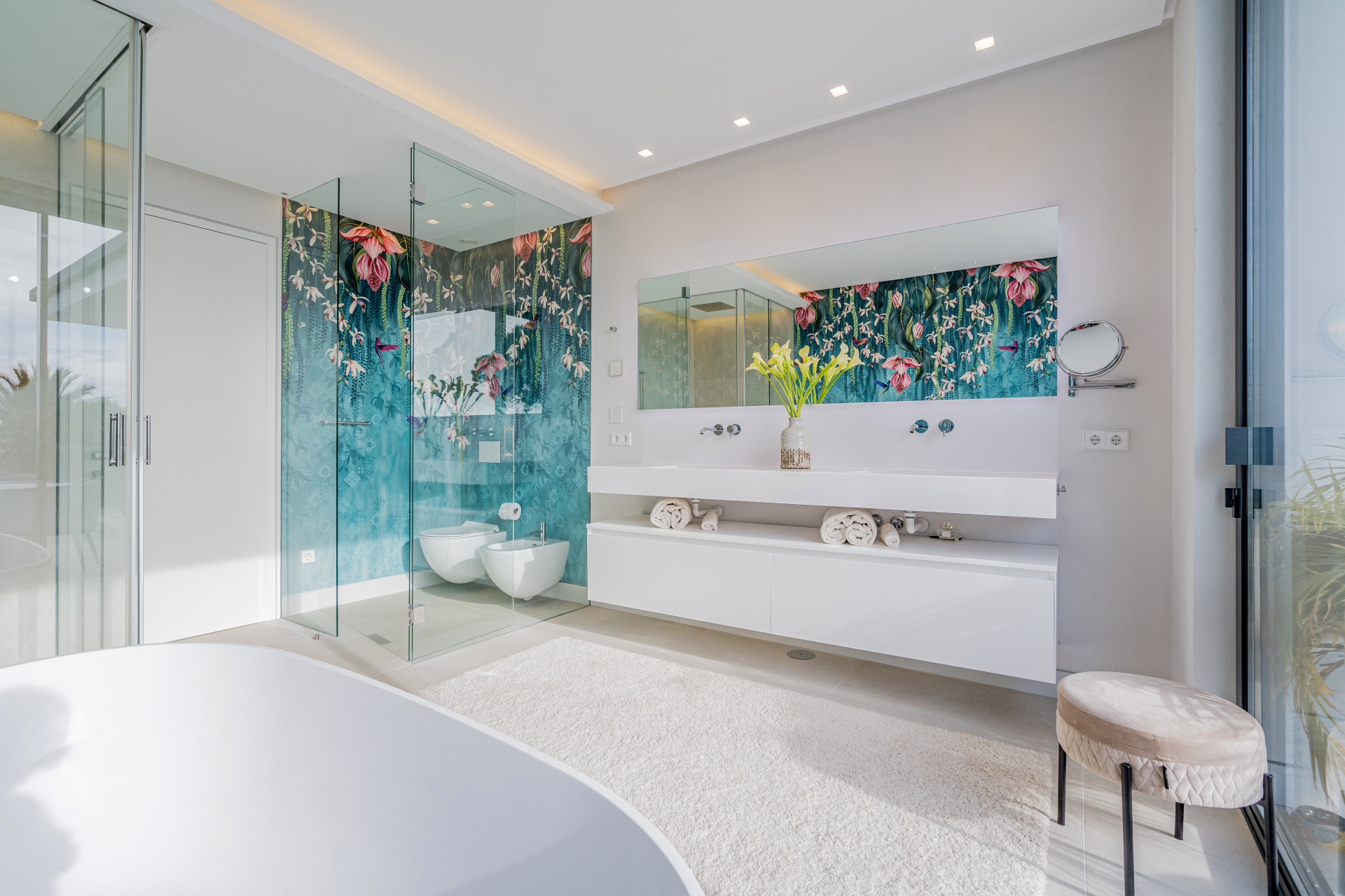  Image of Villa - 6 Bedrooms - 7 Bathrooms for sale in Malaga-Marbella-Spain, Image 8