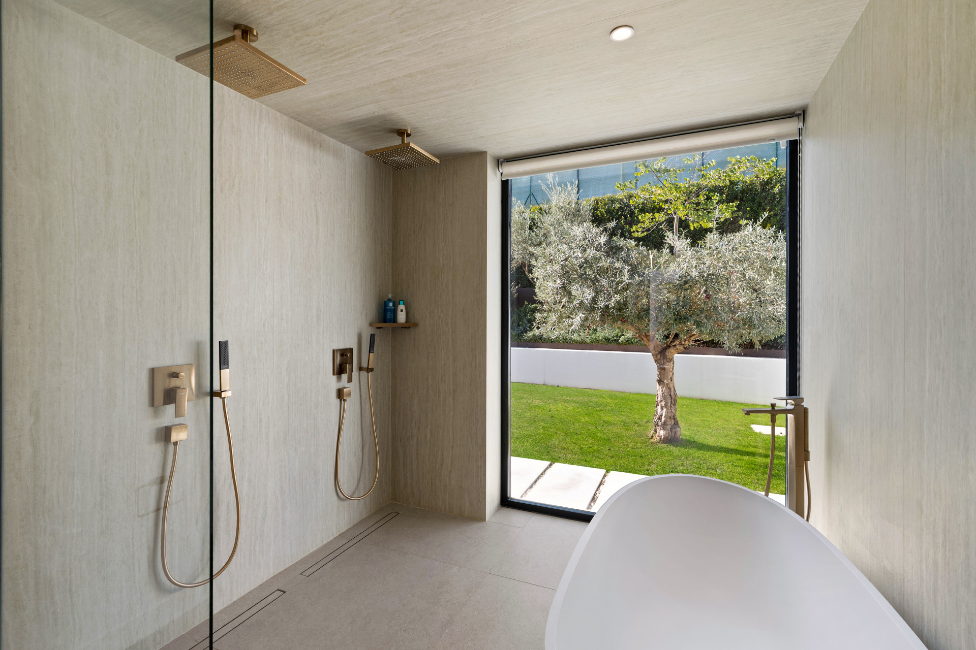  Image of Villa - 6 Bedrooms - 6 Bathrooms for sale in Malaga-Marbella-Spain, Image 16