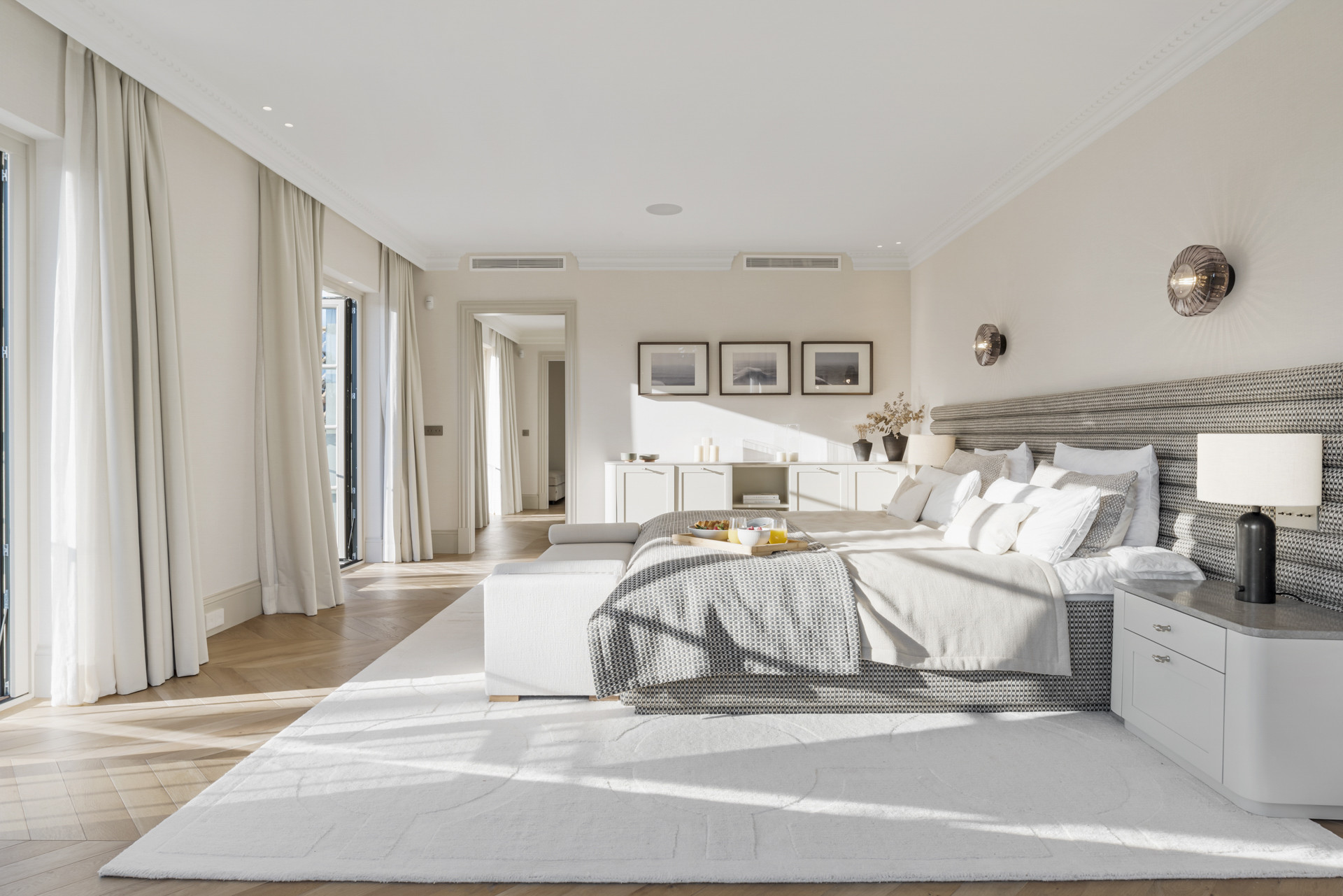  Image of Villa - 5 Bedrooms - 6 Bathrooms for sale in Malaga-Marbella-Spain, Image 18