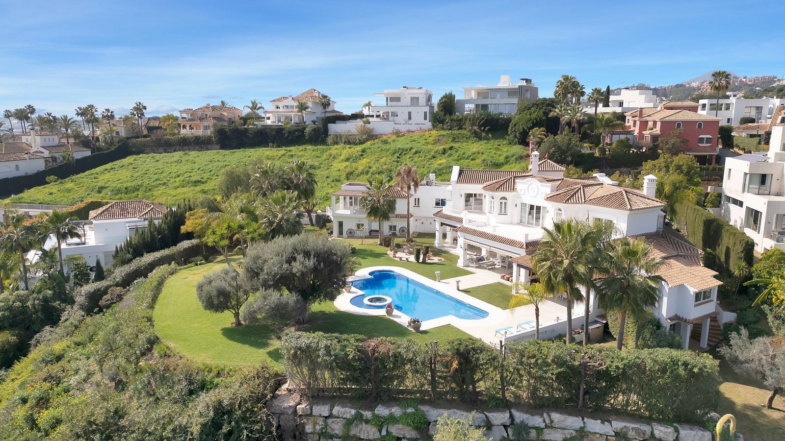 Image of Villa - 7 Bedrooms - 8 Bathrooms for Sale in Malaga-Marbella-Spain, Image 2