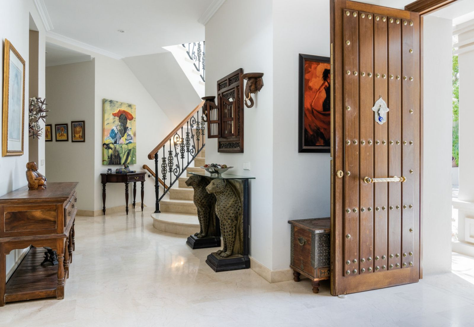  Image of Villa - 7 Bedrooms - 8 Bathrooms for sale in Malaga-Marbella-Spain, Image 9