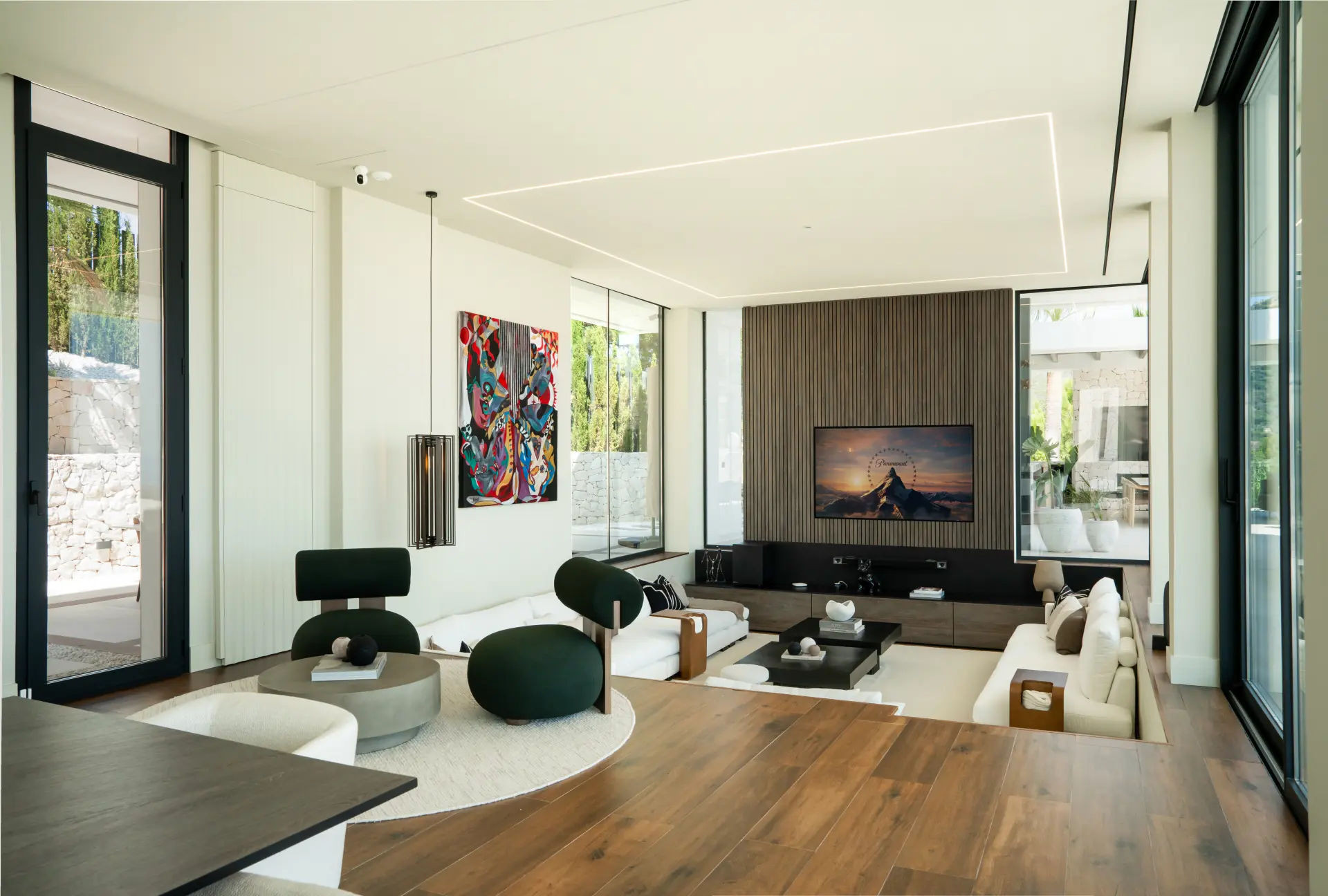  Image of Villa - 4 Bedrooms - 5 Bathrooms for sale in Malaga-Benahavis-Spain, Image 6