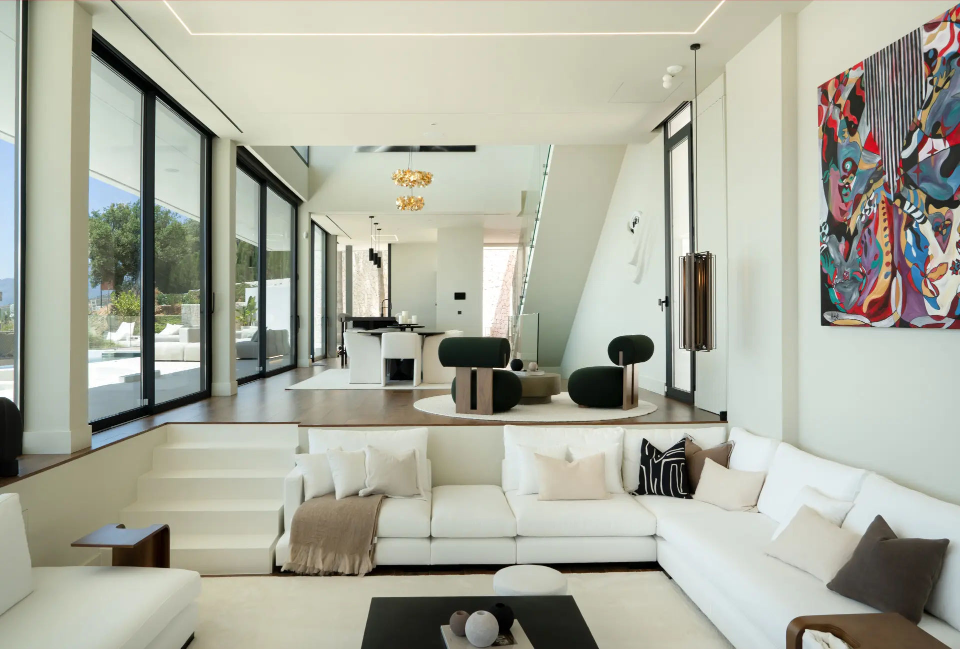  Image of Villa - 4 Bedrooms - 5 Bathrooms for sale in Malaga-Benahavis-Spain, Image 7