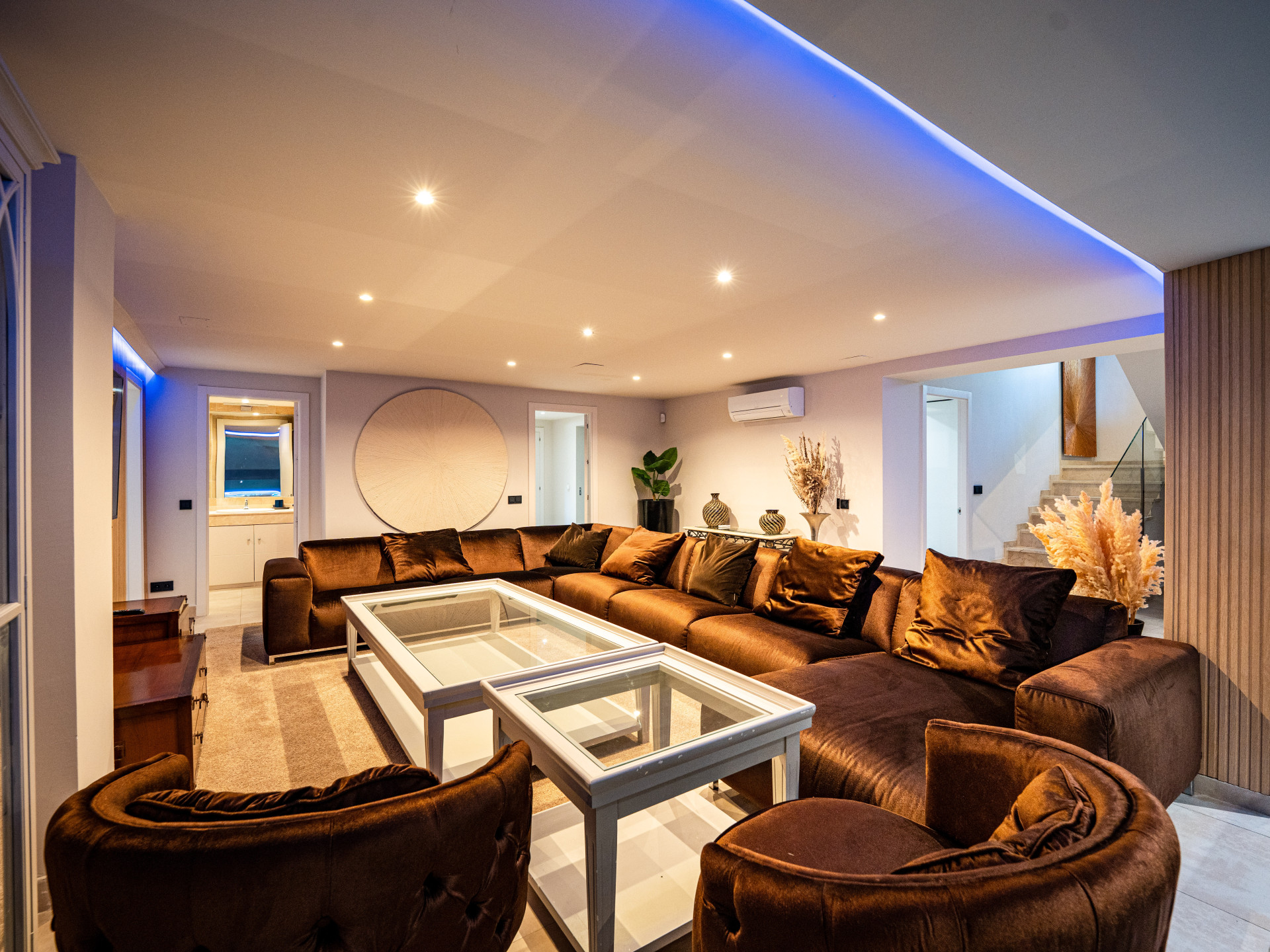  Image of Villa - 6 Bedrooms - 6 Bathrooms for sale in Malaga-Marbella-Spain, Image 38