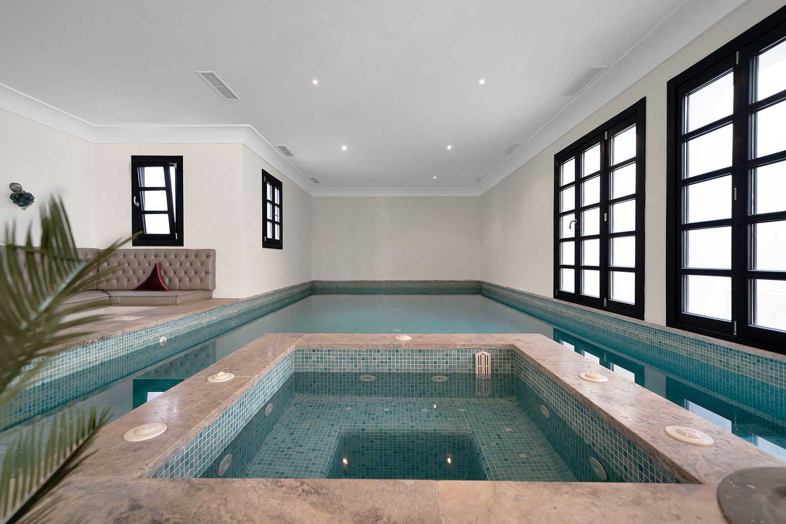  Image of Villa - 5 Bedrooms - 6 Bathrooms for sale in Malaga-Benahavis-Spain, Image 25