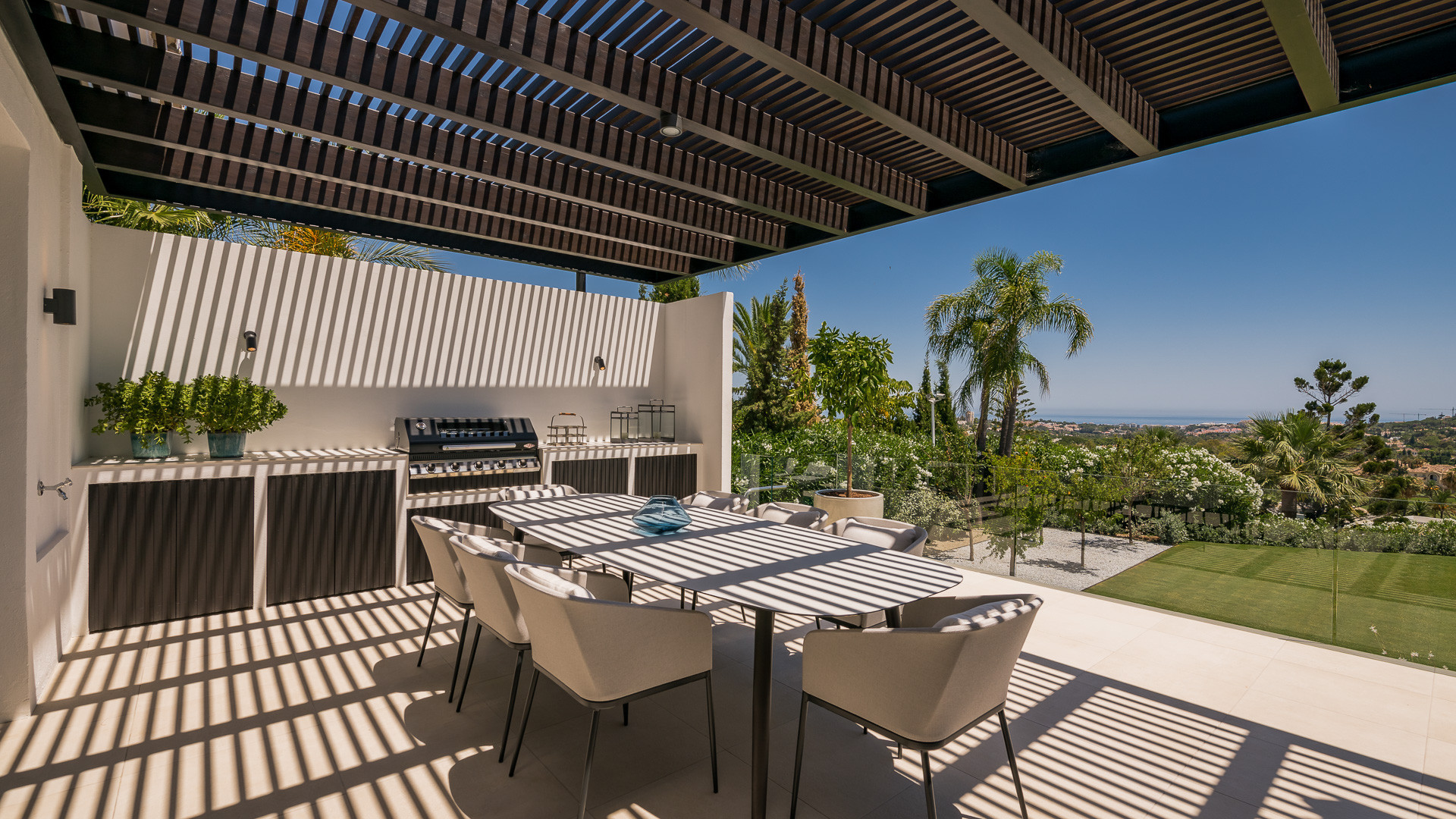  Image of Villa - 6 Bedrooms - 6 Bathrooms for sale in Malaga-Marbella-Spain, Image 38