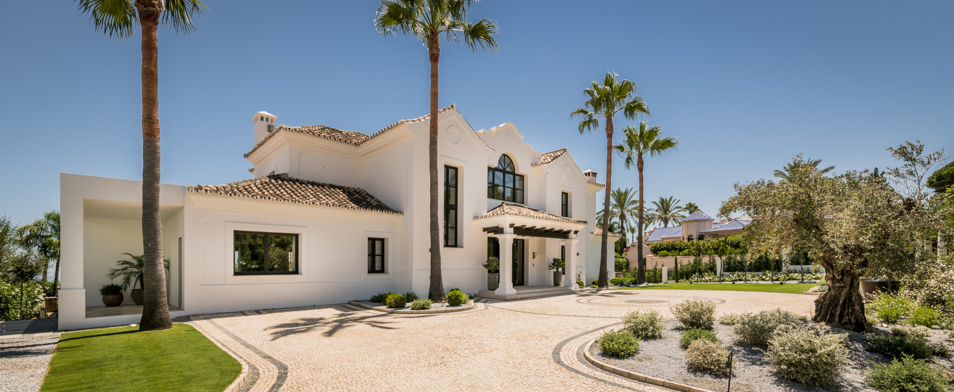  Image of Villa - 6 Bedrooms - 6 Bathrooms for sale in Malaga-Marbella-Spain, Image 6