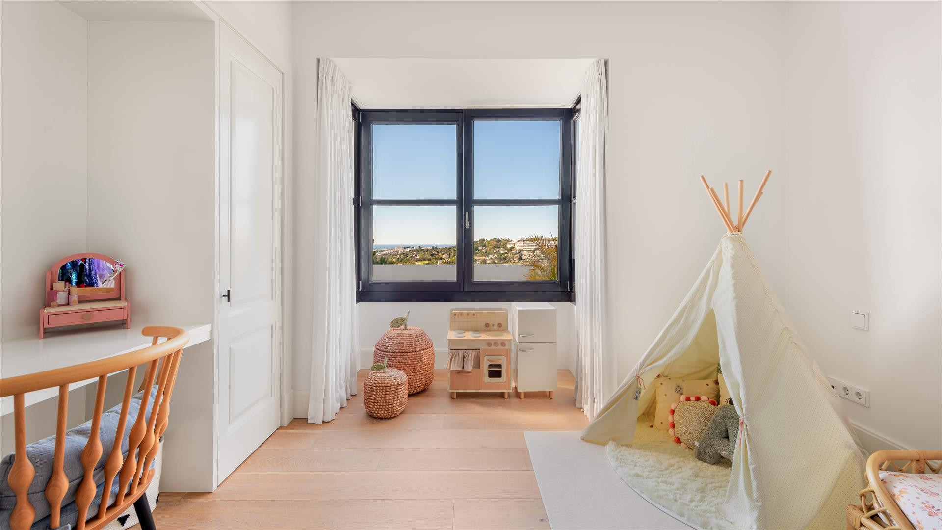  Image of Villa - 6 Bedrooms - 6 Bathrooms for sale in Malaga-Marbella-Spain, Image 35