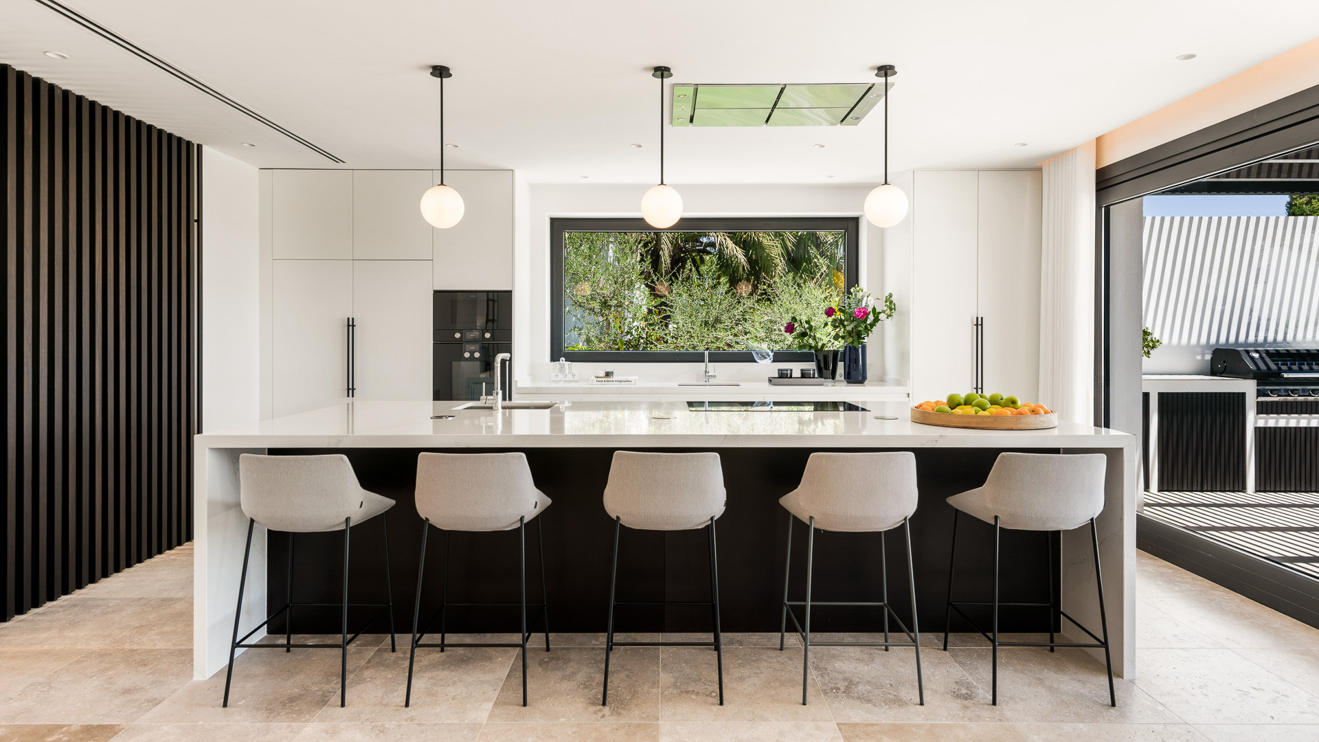  Image of Villa - 6 Bedrooms - 6 Bathrooms for sale in Malaga-Marbella-Spain, Image 12