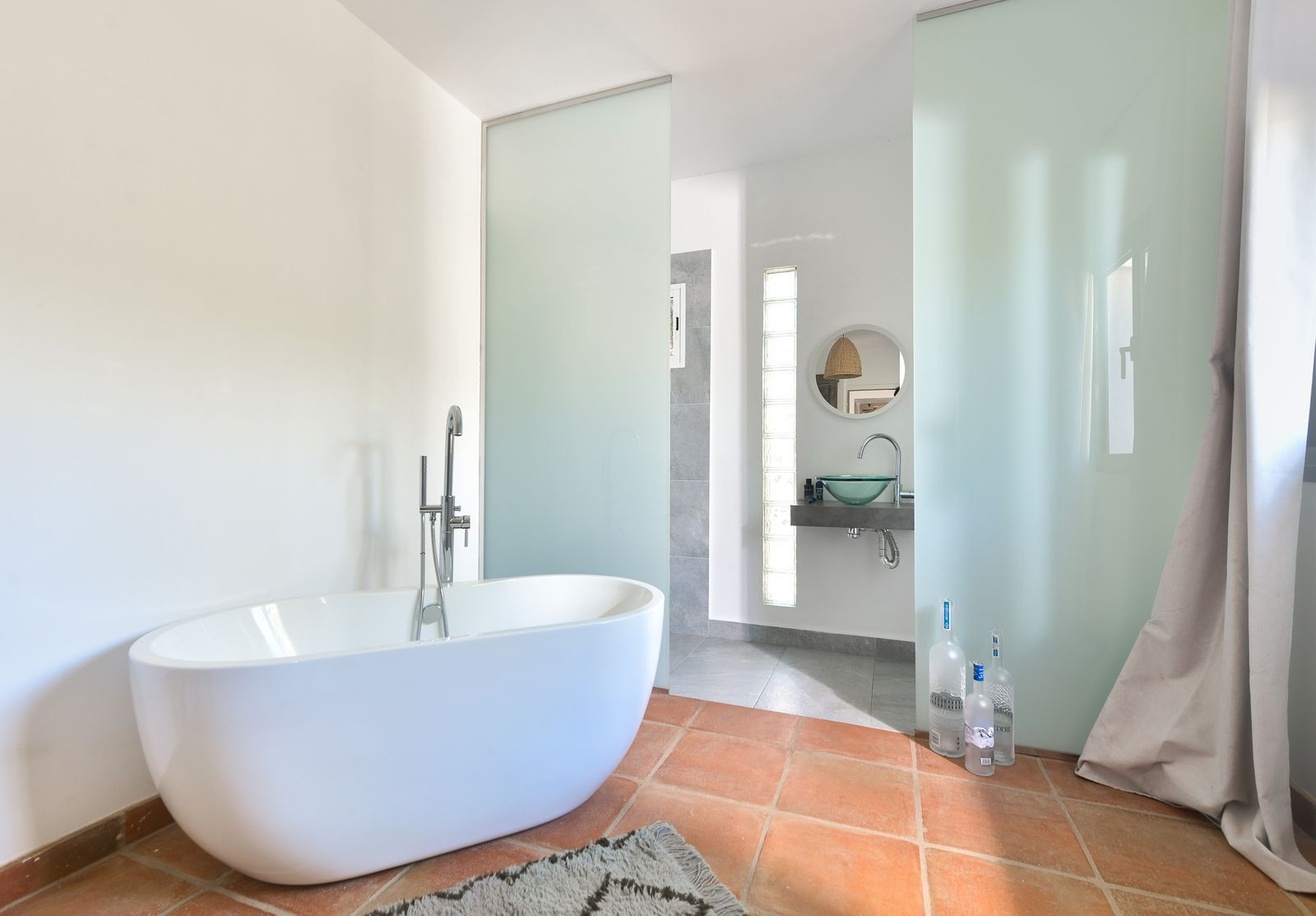  Image of Villa - 5 Bedrooms - 4 Bathrooms for sale in Malaga-Marbella-Spain, Image 14
