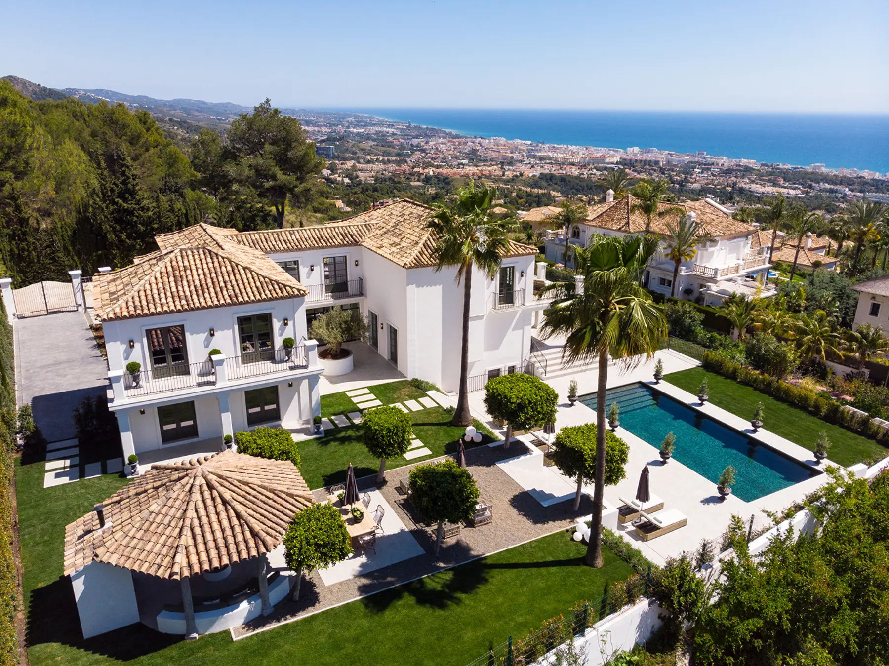Image of Villa - 6 Bedrooms - 7 Bathrooms for Sale in Malaga-Marbella-Spain, Image 1