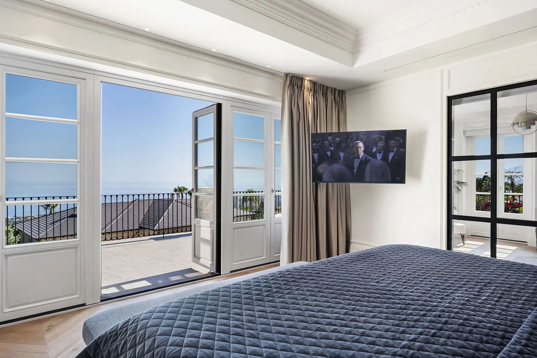  Image of Villa - 6 Bedrooms - 7 Bathrooms for sale in Malaga-Marbella-Spain, Image 7