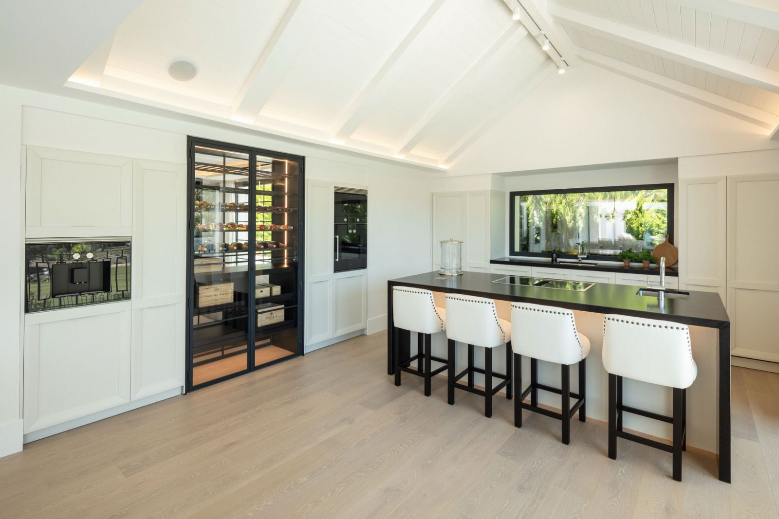  Image of Villa - 5 Bedrooms - 5 Bathrooms for sale in Malaga-Marbella-Spain, Image 19