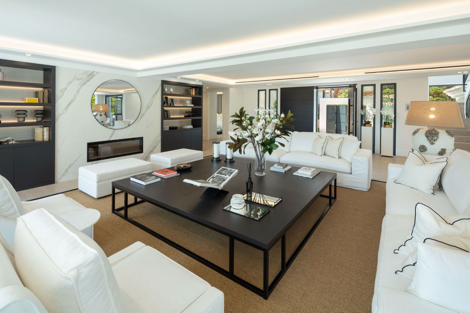  Image of Villa - 5 Bedrooms - 5 Bathrooms for sale in Malaga-Marbella-Spain, Image 14