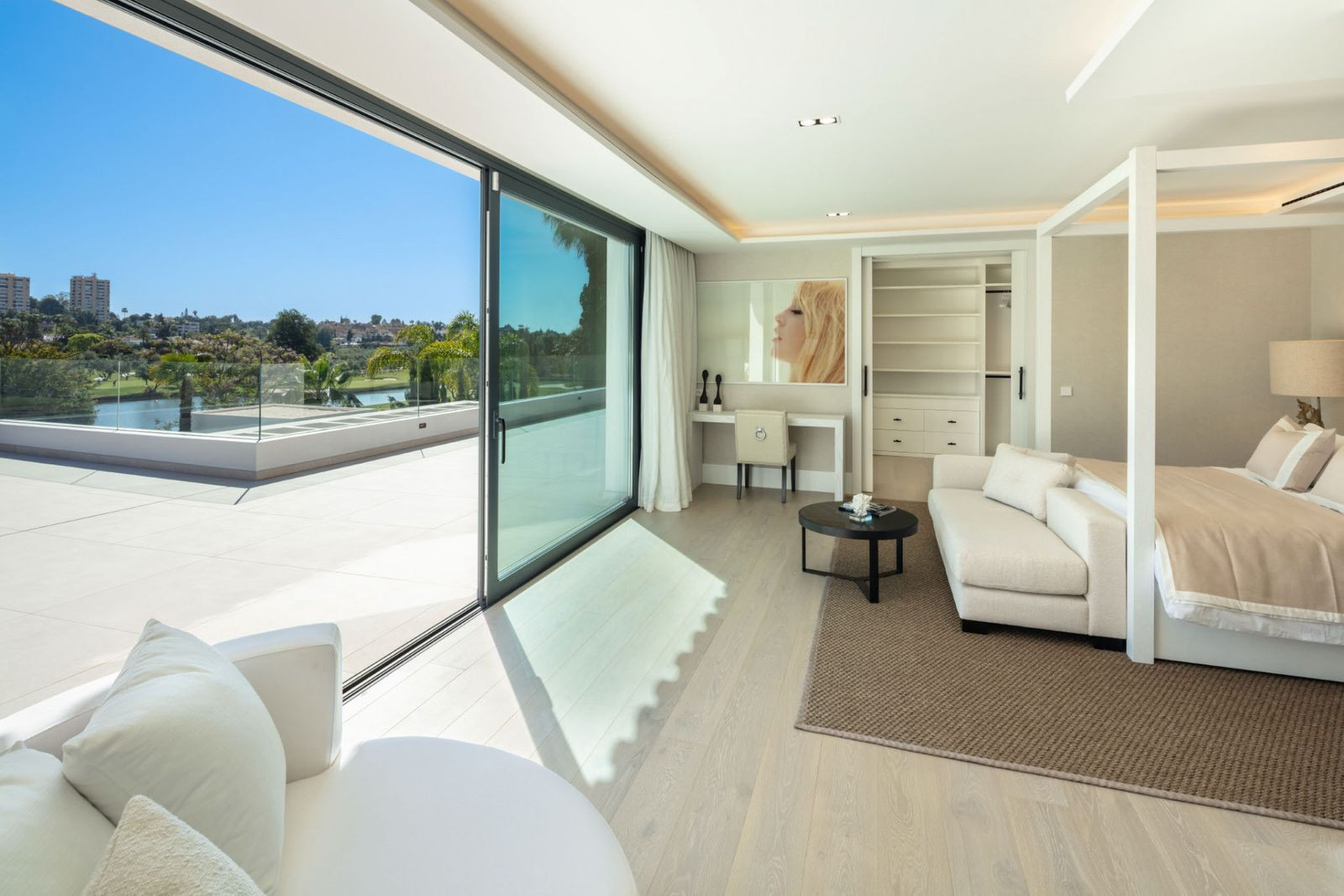  Image of Villa - 5 Bedrooms - 5 Bathrooms for sale in Malaga-Marbella-Spain, Image 6