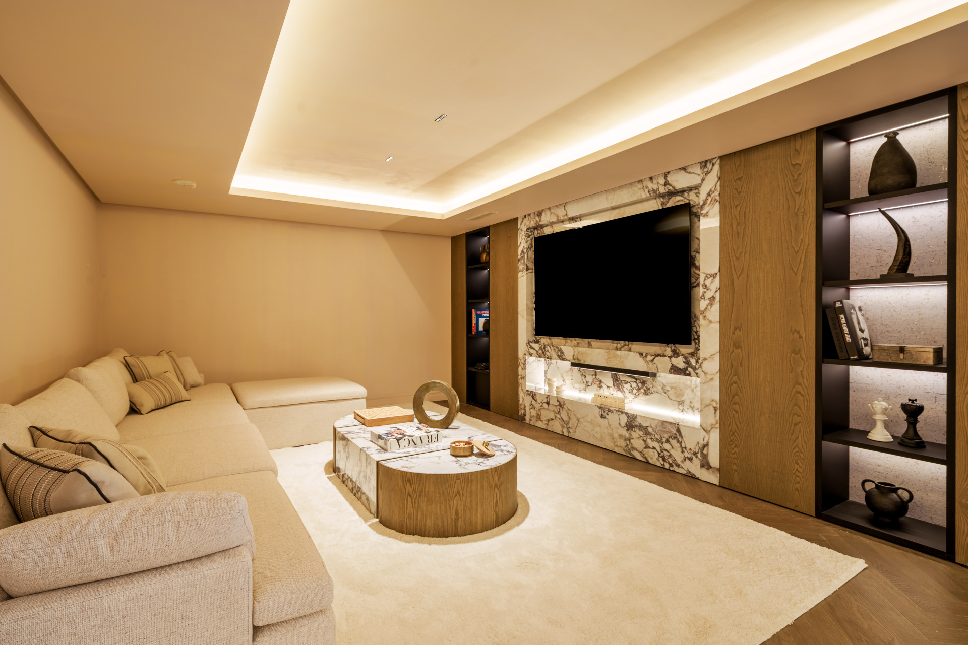  Image of Villa - 5 Bedrooms - 8 Bathrooms for sale in Malaga-Marbella-Spain, Image 32