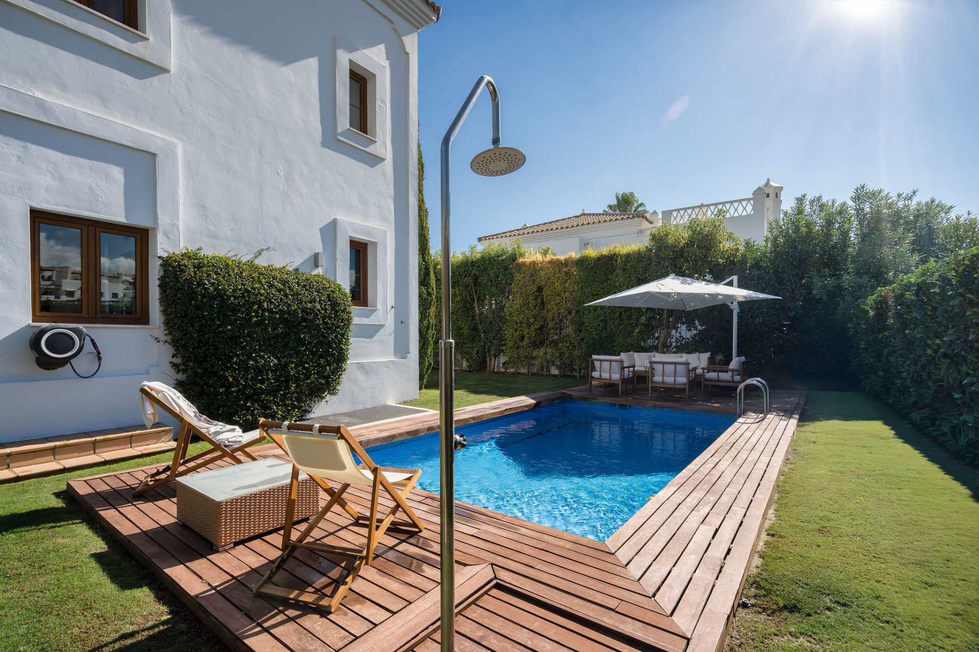 Image of Villa - 4 Bedrooms - 3 Bathrooms for Sale in Malaga-Estepona-Spain, Image 3