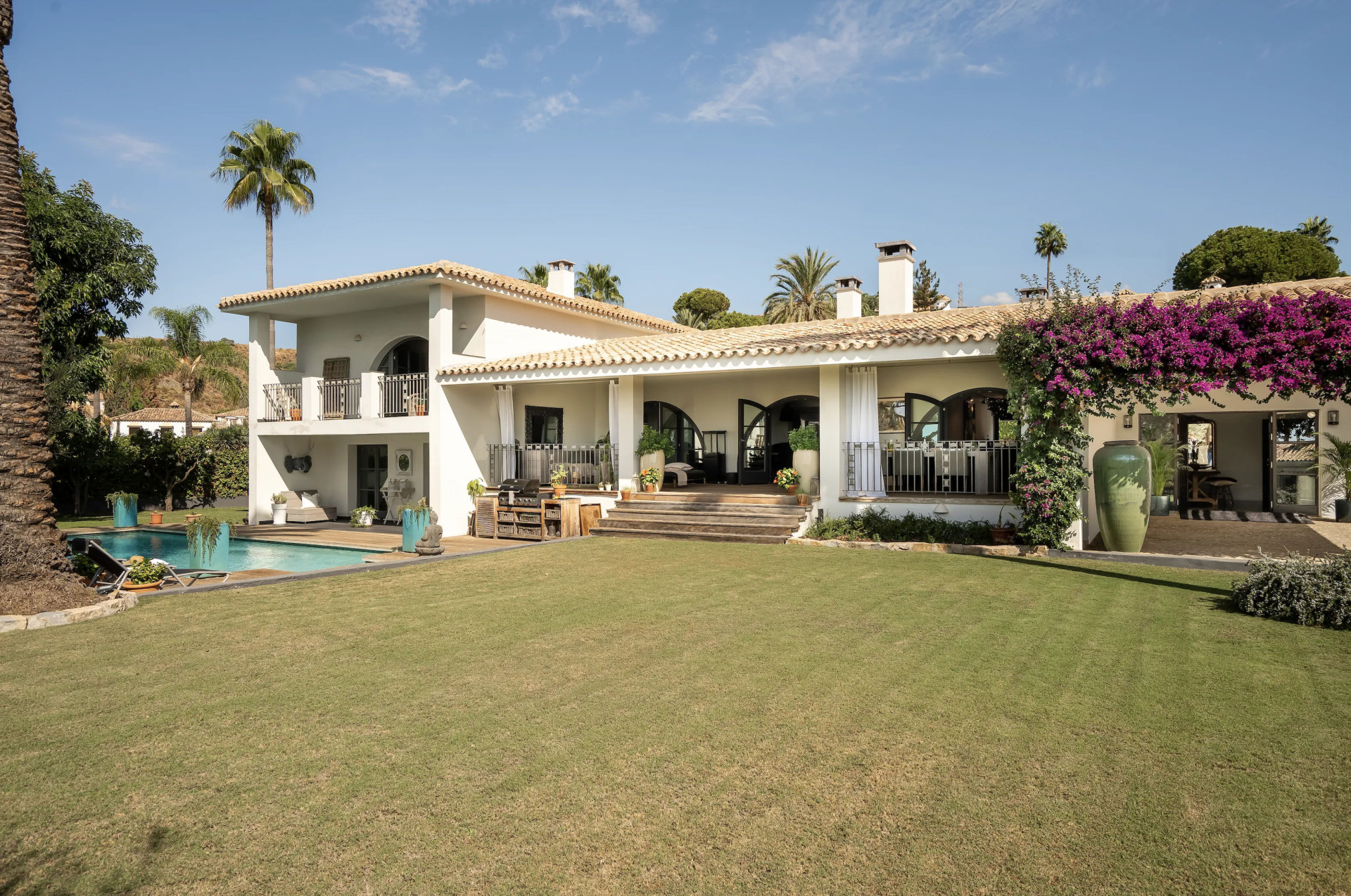  Image of Villa - 6 Bedrooms - 4 Bathrooms for sale in Malaga-Benahavis-Spain, Image 27