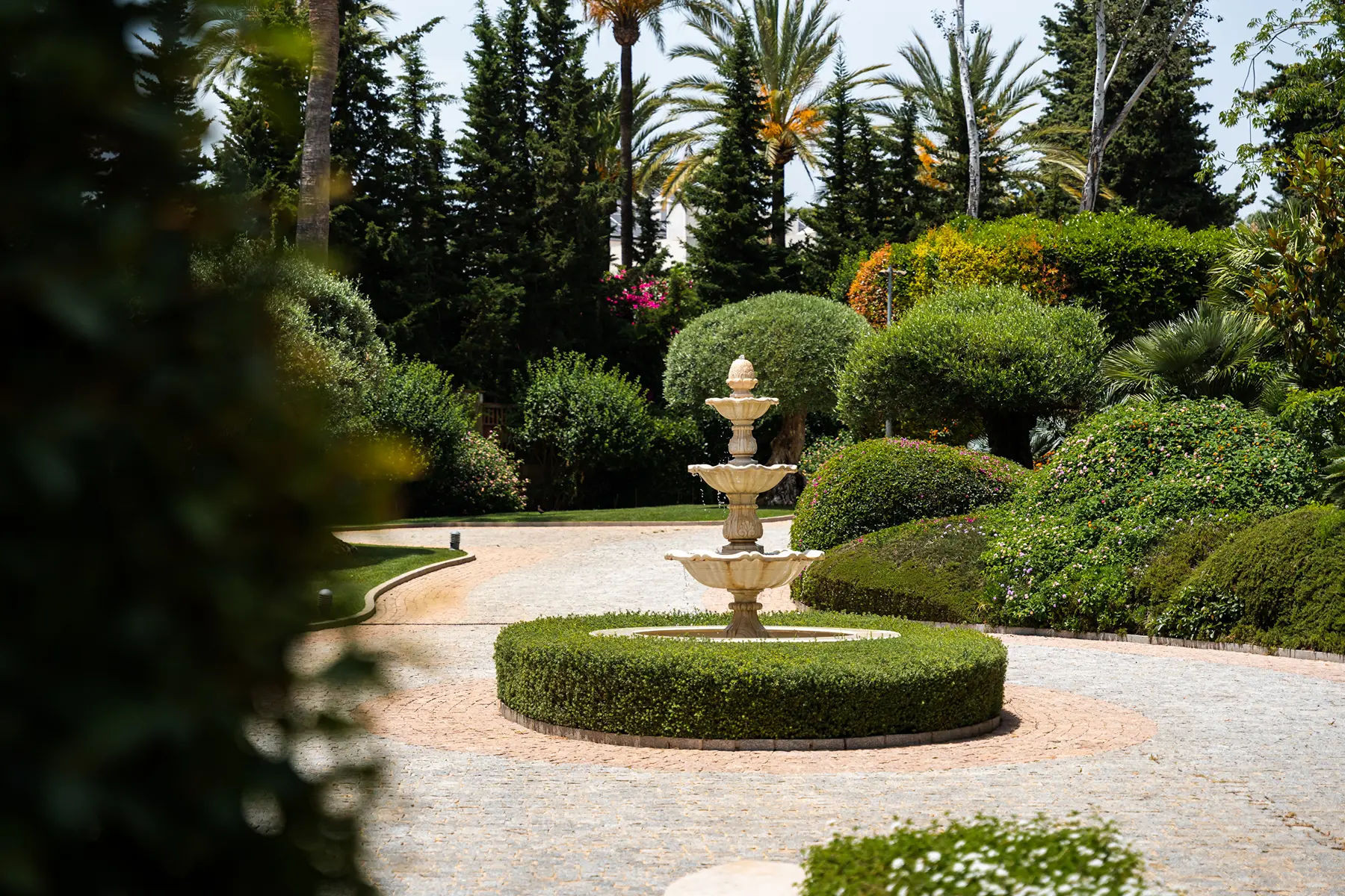  Image of Villa - 8 Bedrooms - 8 Bathrooms for sale in Malaga-San Pedro de Alcantara-Spain, Image 38