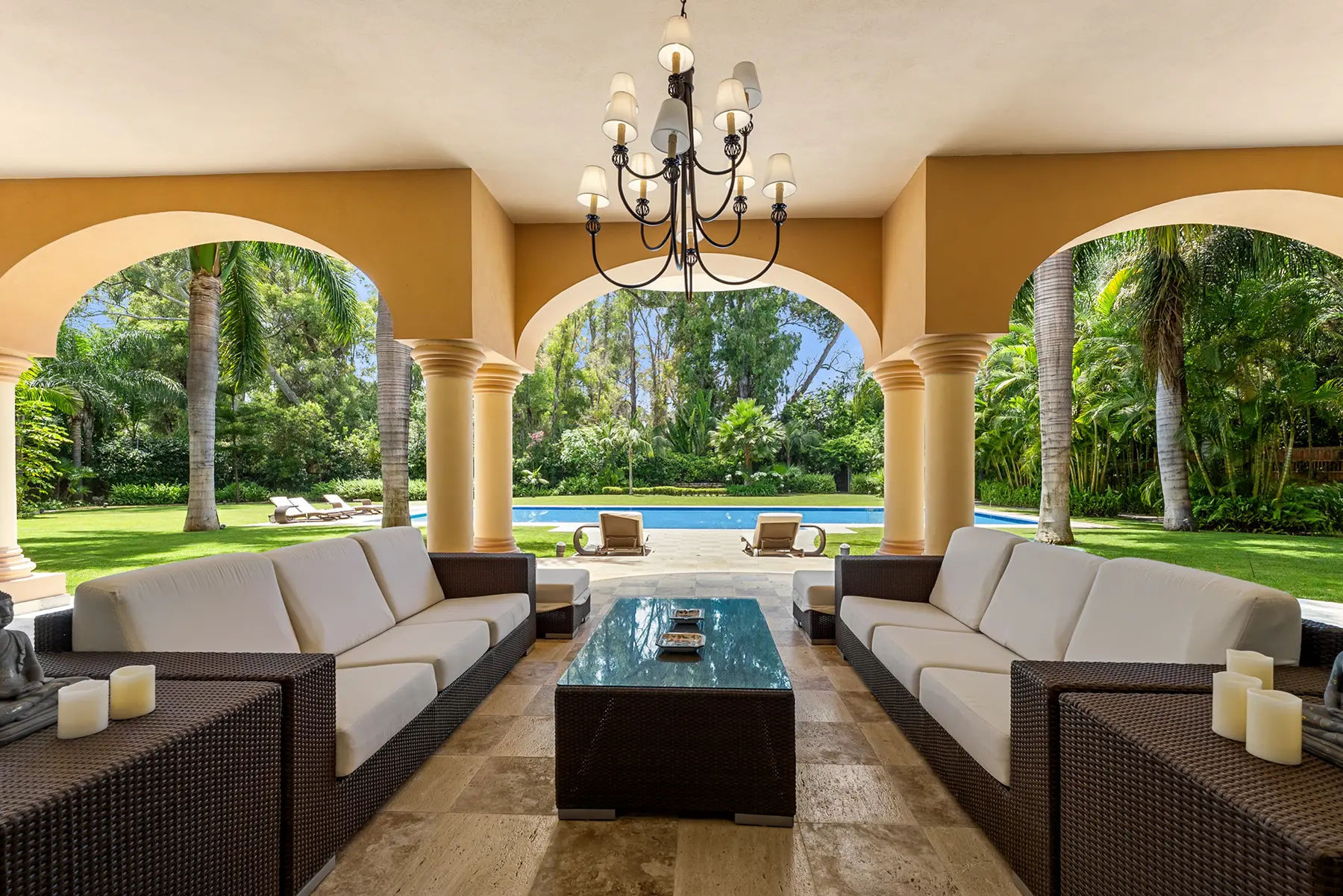 Image of Villa - 8 Bedrooms - 8 Bathrooms for Sale in Malaga-San Pedro de Alcantara-Spain, Image 5