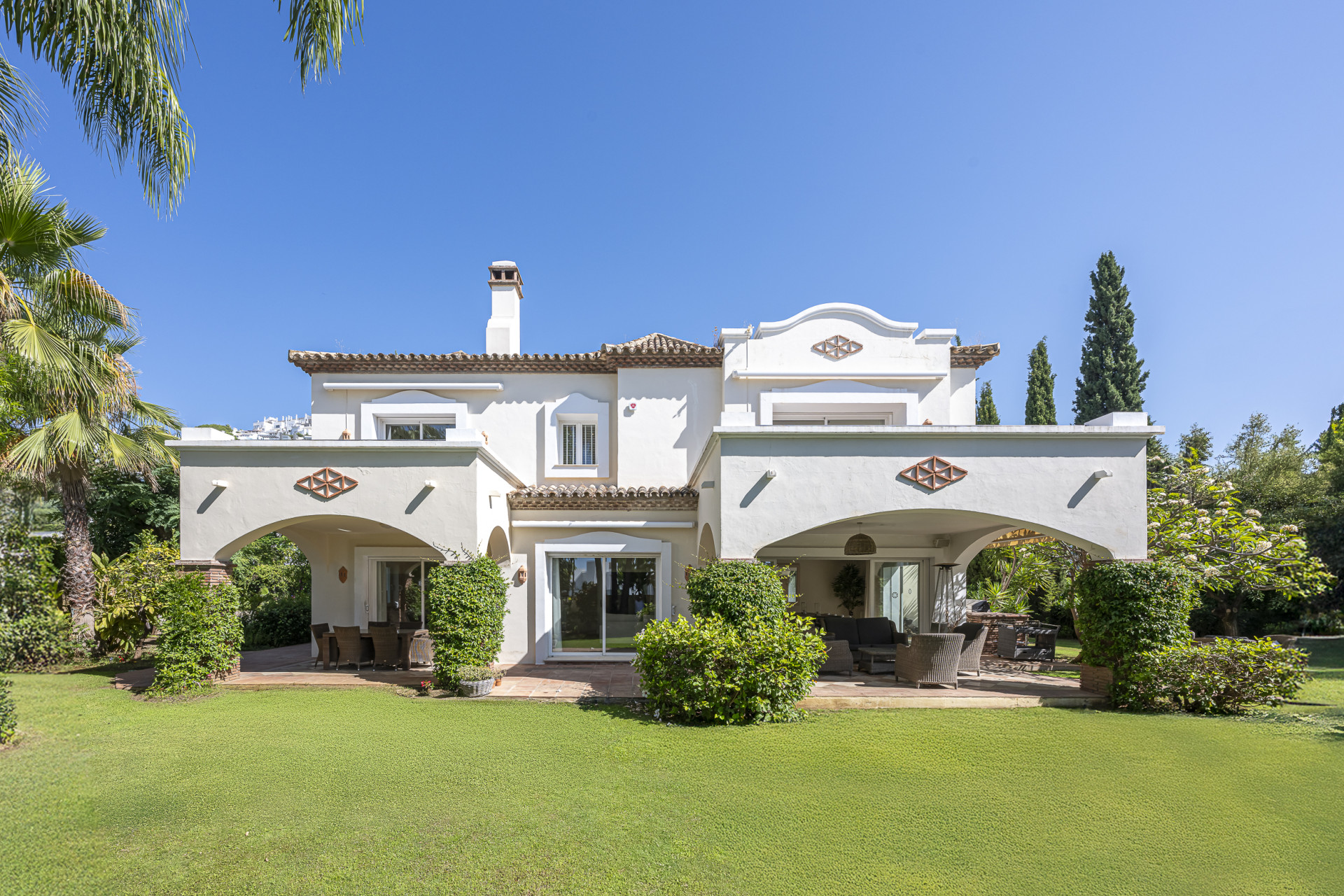 Image of Villa - 5 Bedrooms - 5 Bathrooms for Sale in Malaga-Benahavis-Spain, Image 5